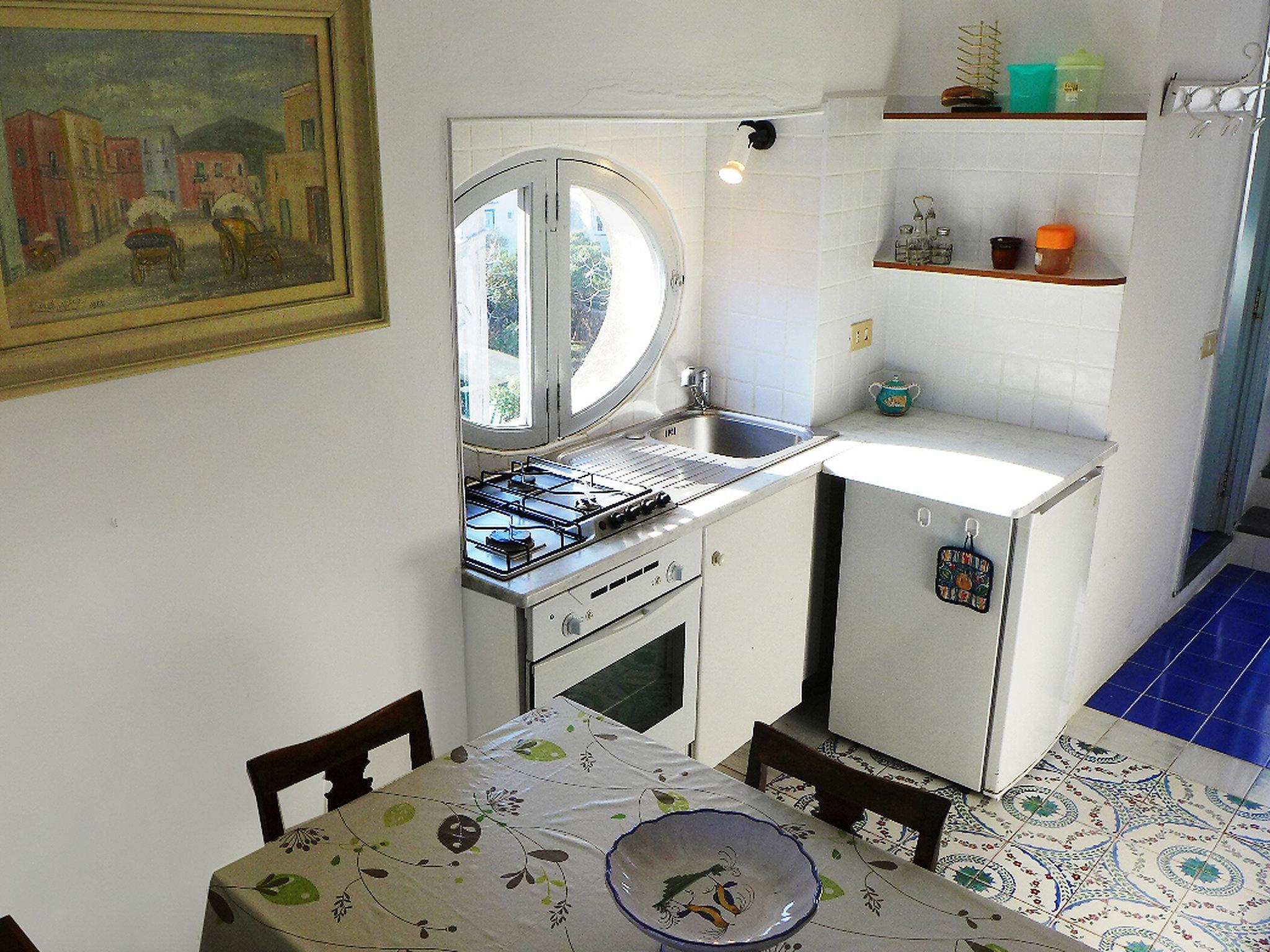 Photo 10 - 1 bedroom Apartment in Ischia with terrace and sea view