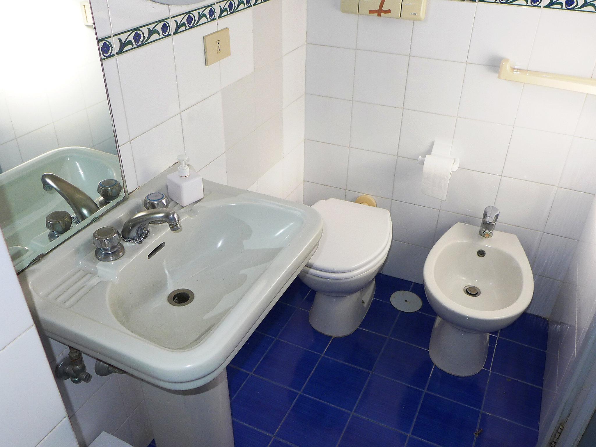 Photo 16 - 1 bedroom Apartment in Ischia with terrace