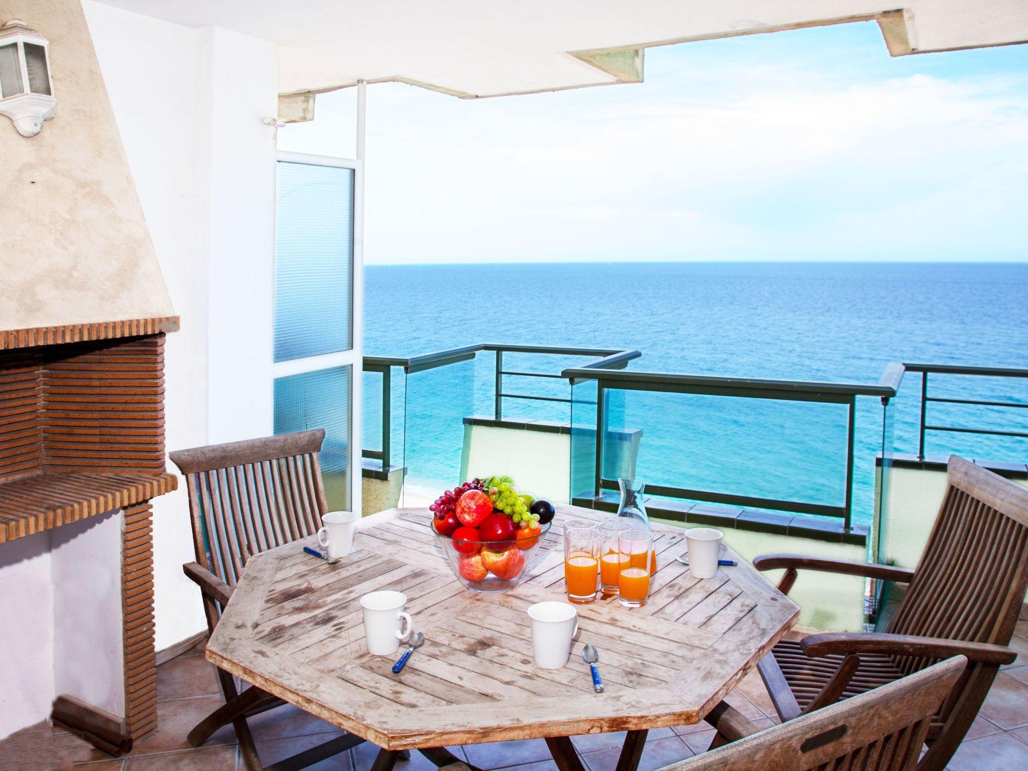 Foto 1 - Apartamento de 2 habitaciones en Castell-Platja d'Aro con terraza y vistas al mar
