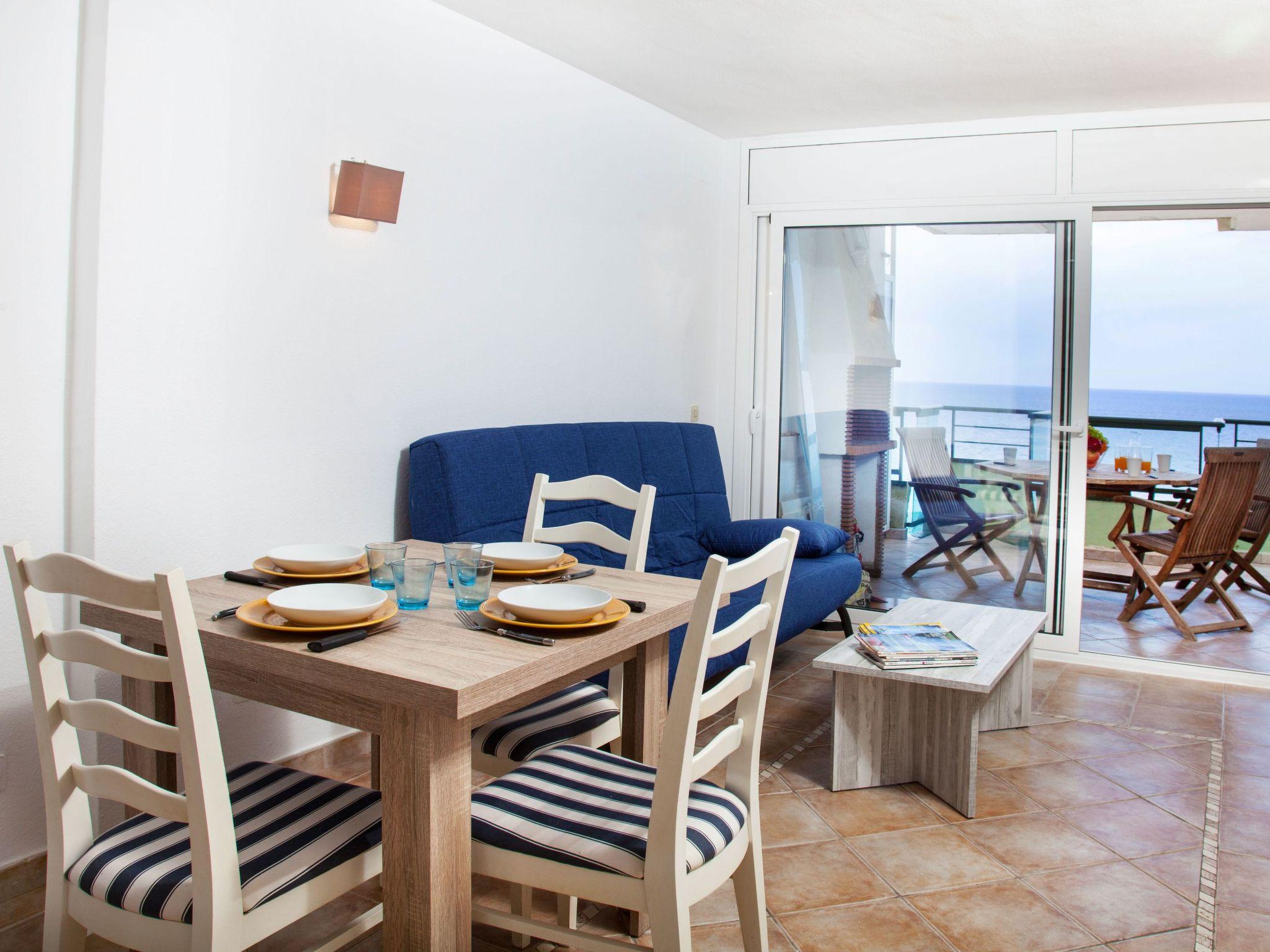 Foto 6 - Apartamento de 2 quartos em Castell-Platja d'Aro com terraço e vistas do mar