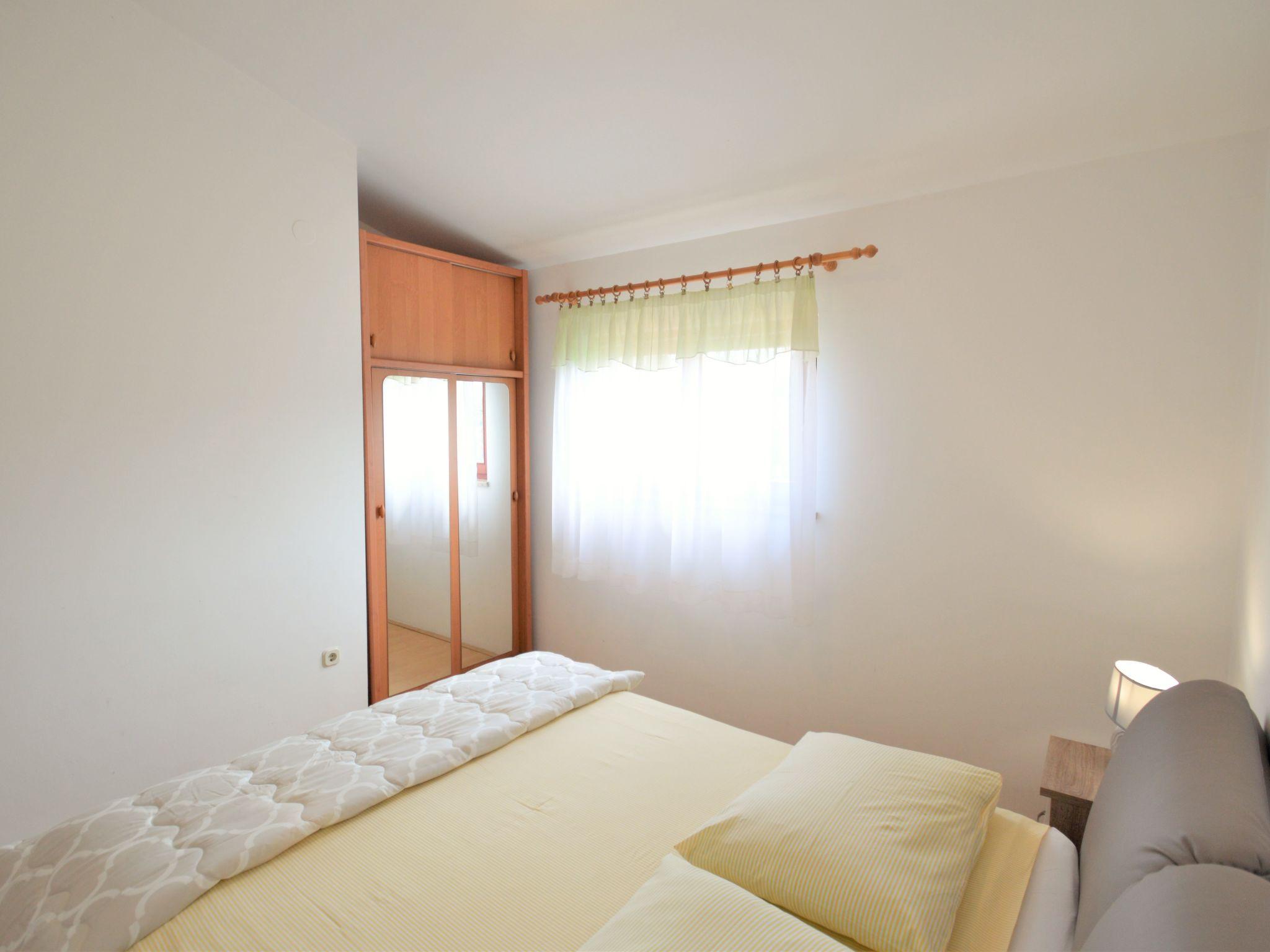 Foto 12 - Apartment mit 2 Schlafzimmern in Medulin mit blick aufs meer