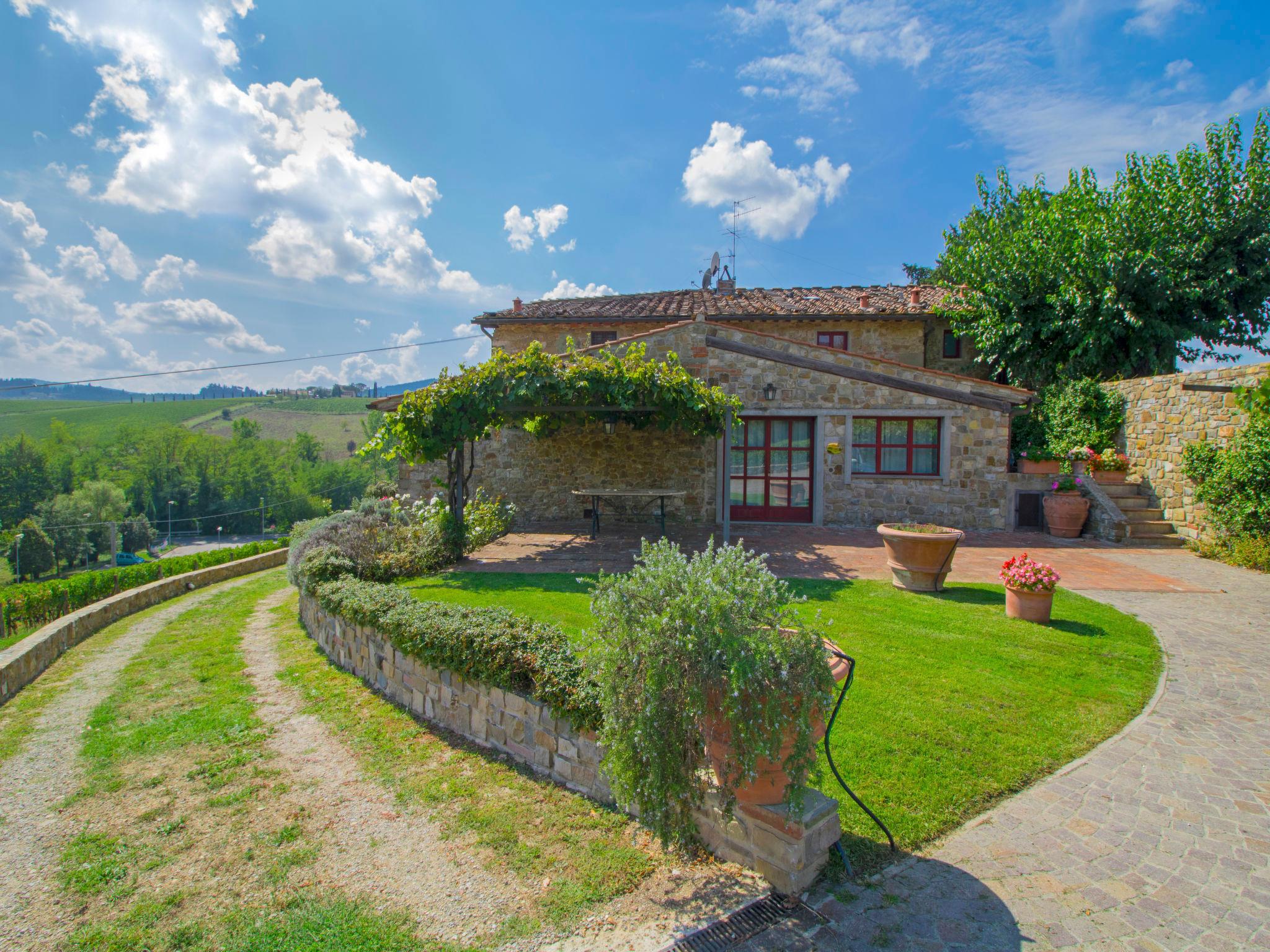 Foto 3 - Casa con 2 camere da letto a Greve in Chianti con giardino