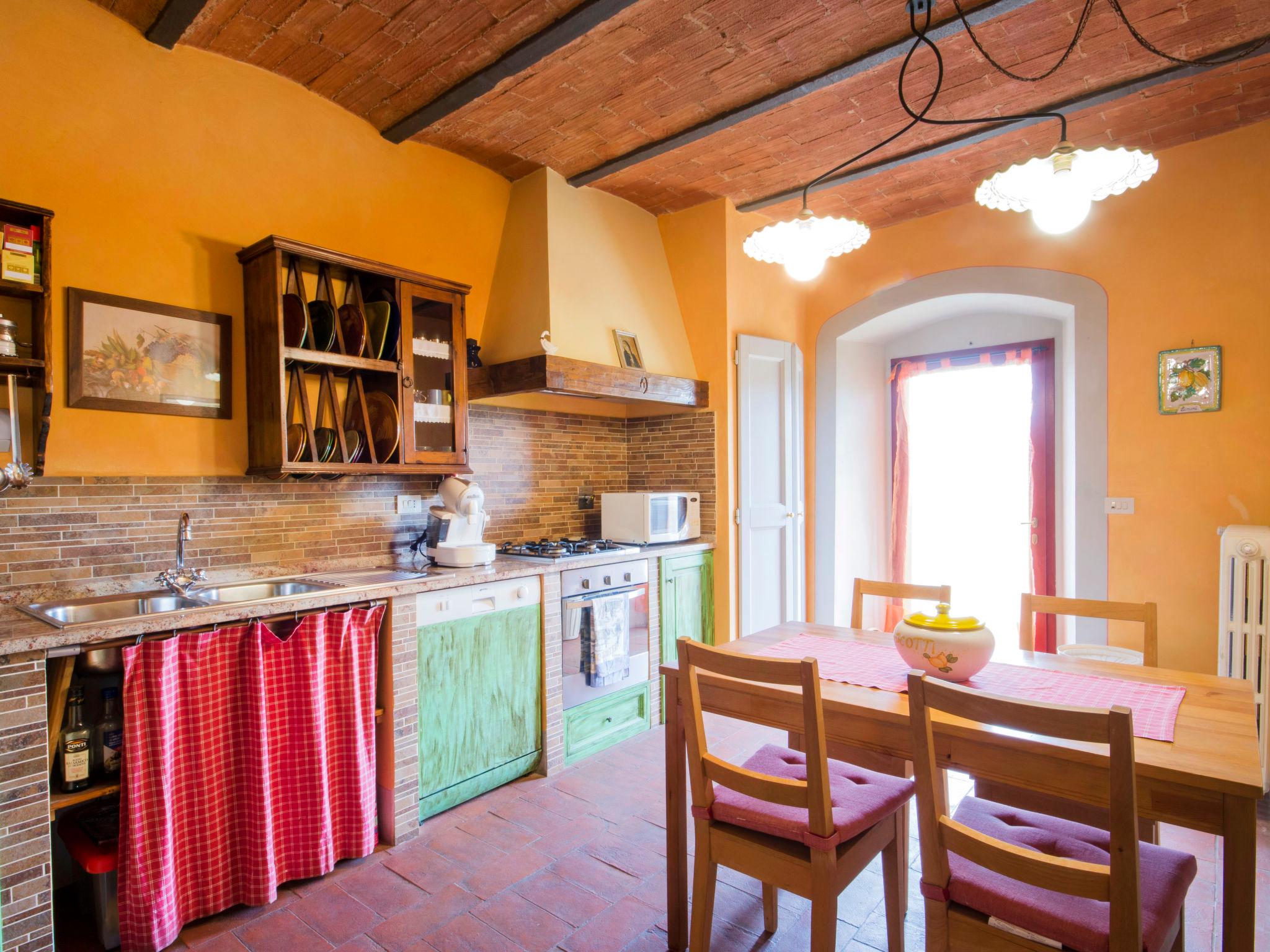 Photo 8 - 2 bedroom House in Greve in Chianti with garden