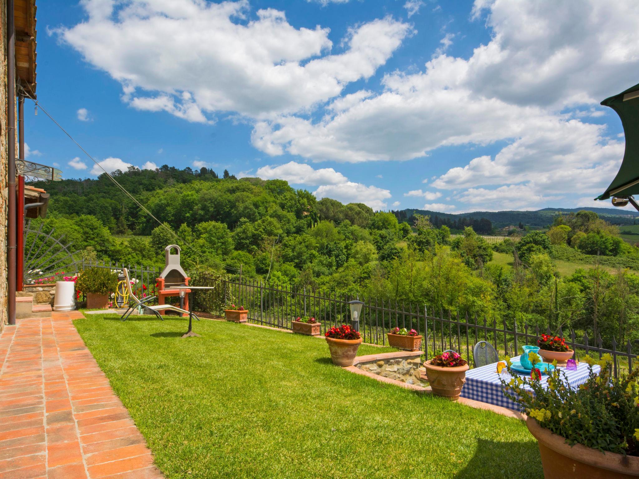 Photo 22 - 2 bedroom House in Greve in Chianti with garden