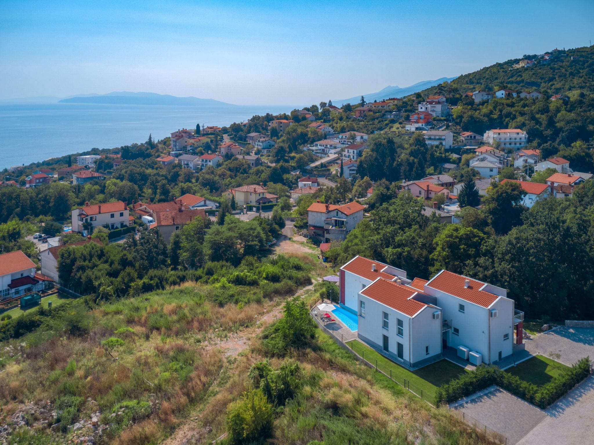 Foto 50 - Casa de 7 habitaciones en Opatija con piscina privada y terraza