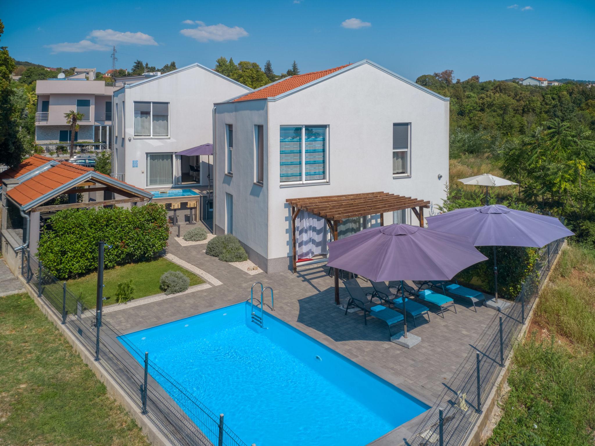 Foto 3 - Casa con 7 camere da letto a Opatija con piscina privata e giardino