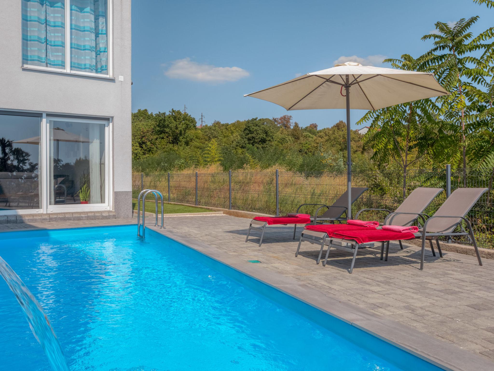 Foto 6 - Casa de 7 quartos em Opatija com piscina privada e terraço