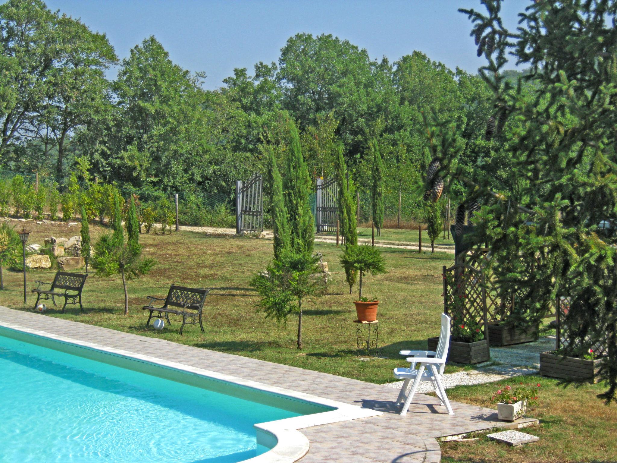 Photo 21 - Maison de 3 chambres à Todi avec piscine privée et jardin