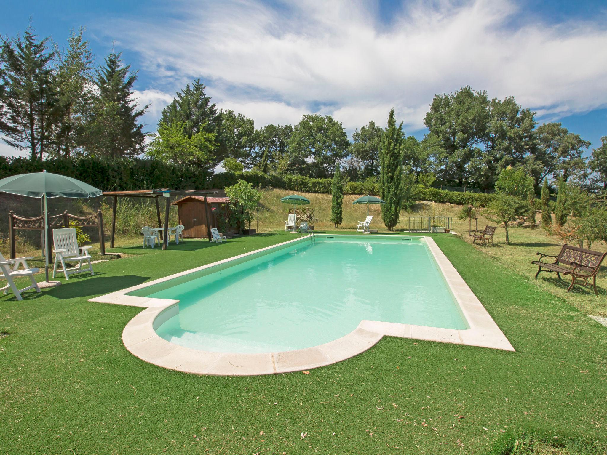 Foto 23 - Casa con 3 camere da letto a Todi con piscina privata e giardino