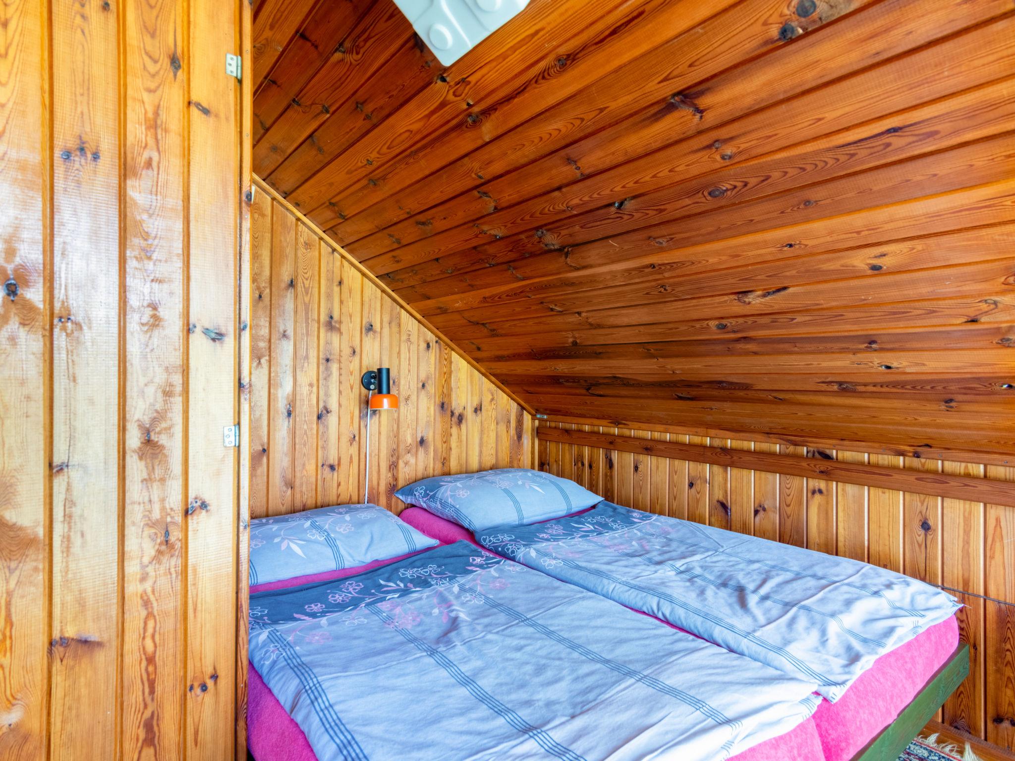 Photo 4 - Maison de 1 chambre à Planá nad Lužnicí avec jardin et terrasse