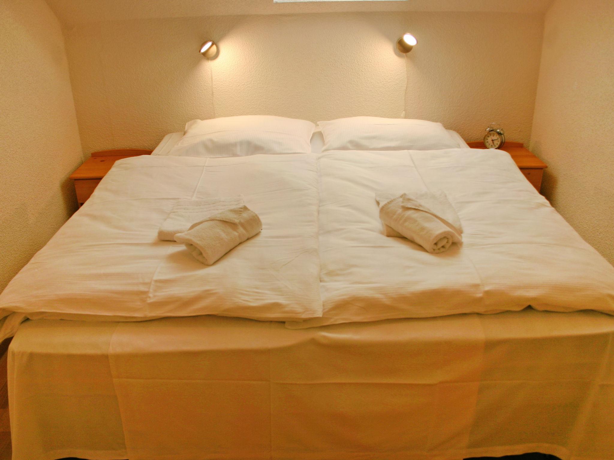 Foto 12 - Appartamento con 2 camere da letto a Frankenau con vista sulle montagne