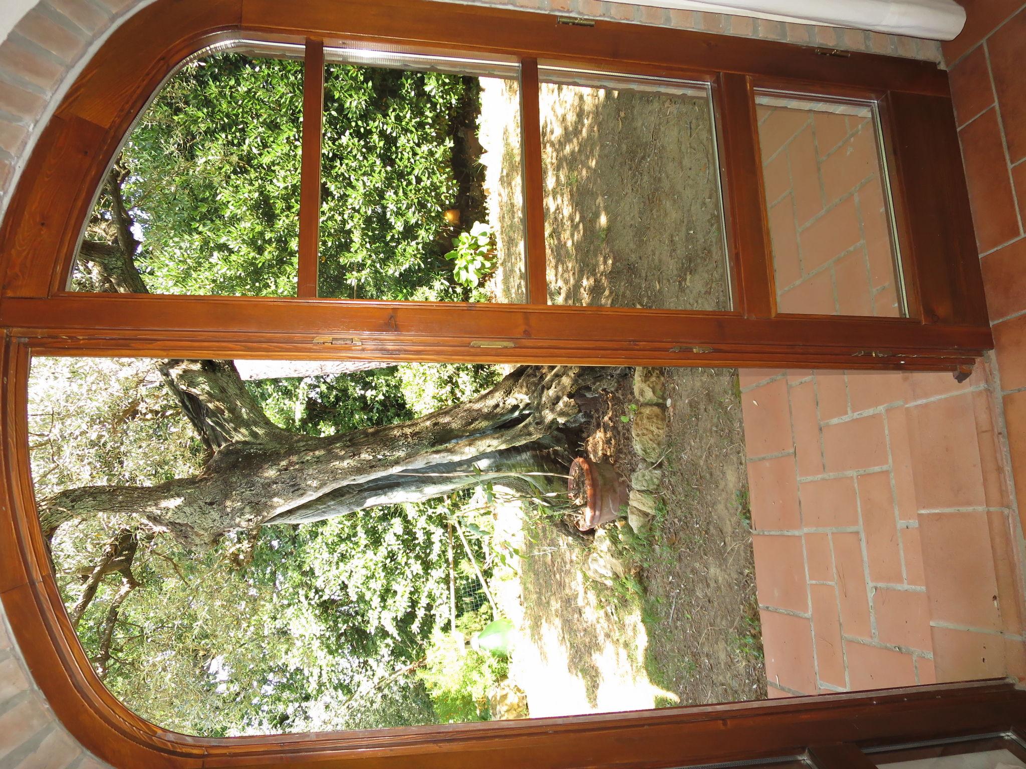 Foto 21 - Casa de 1 habitación en Montescudaio con jardín y vistas al mar