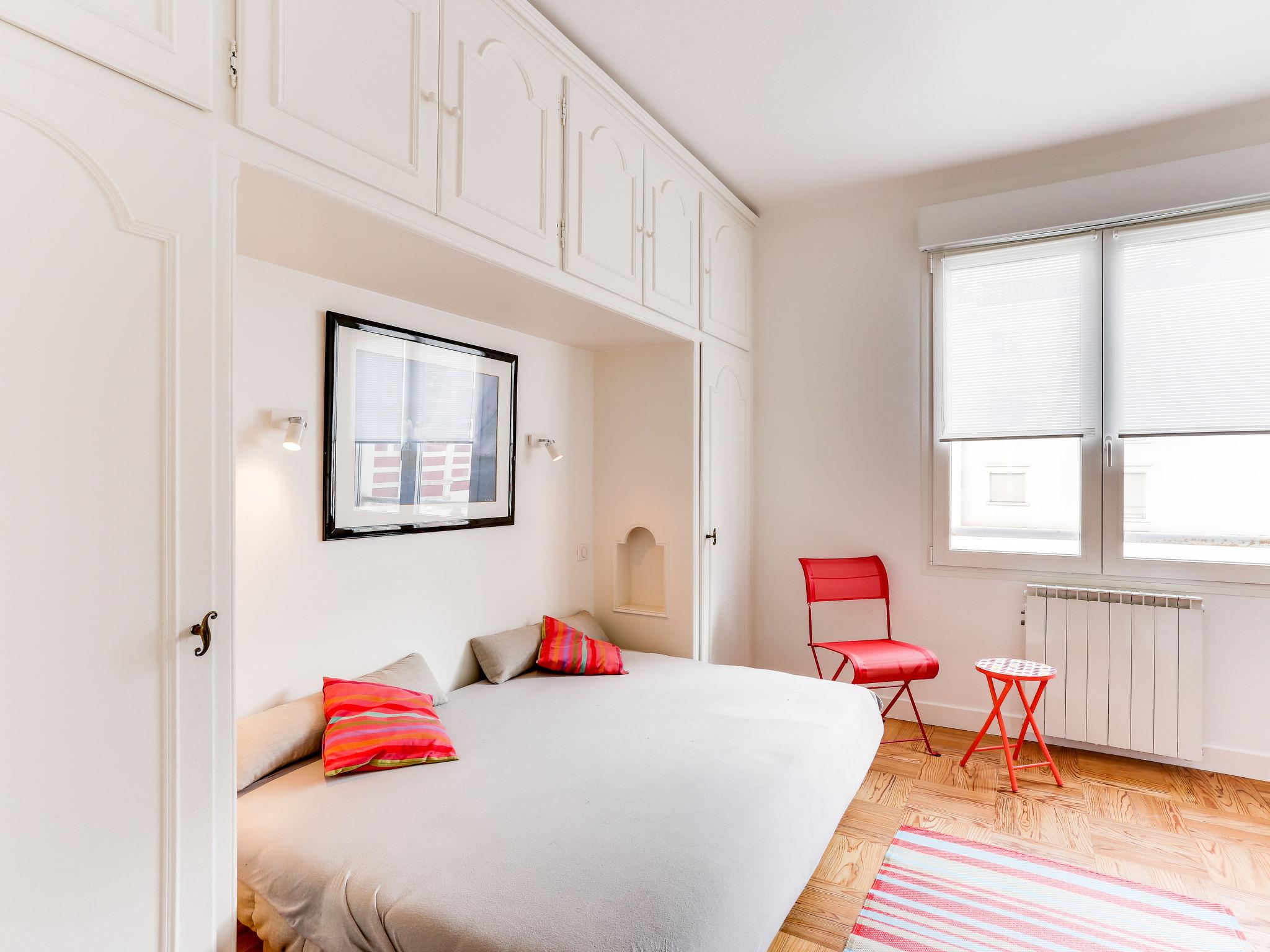 Foto 5 - Appartamento con 2 camere da letto a Saint-Jean-de-Luz con vista mare