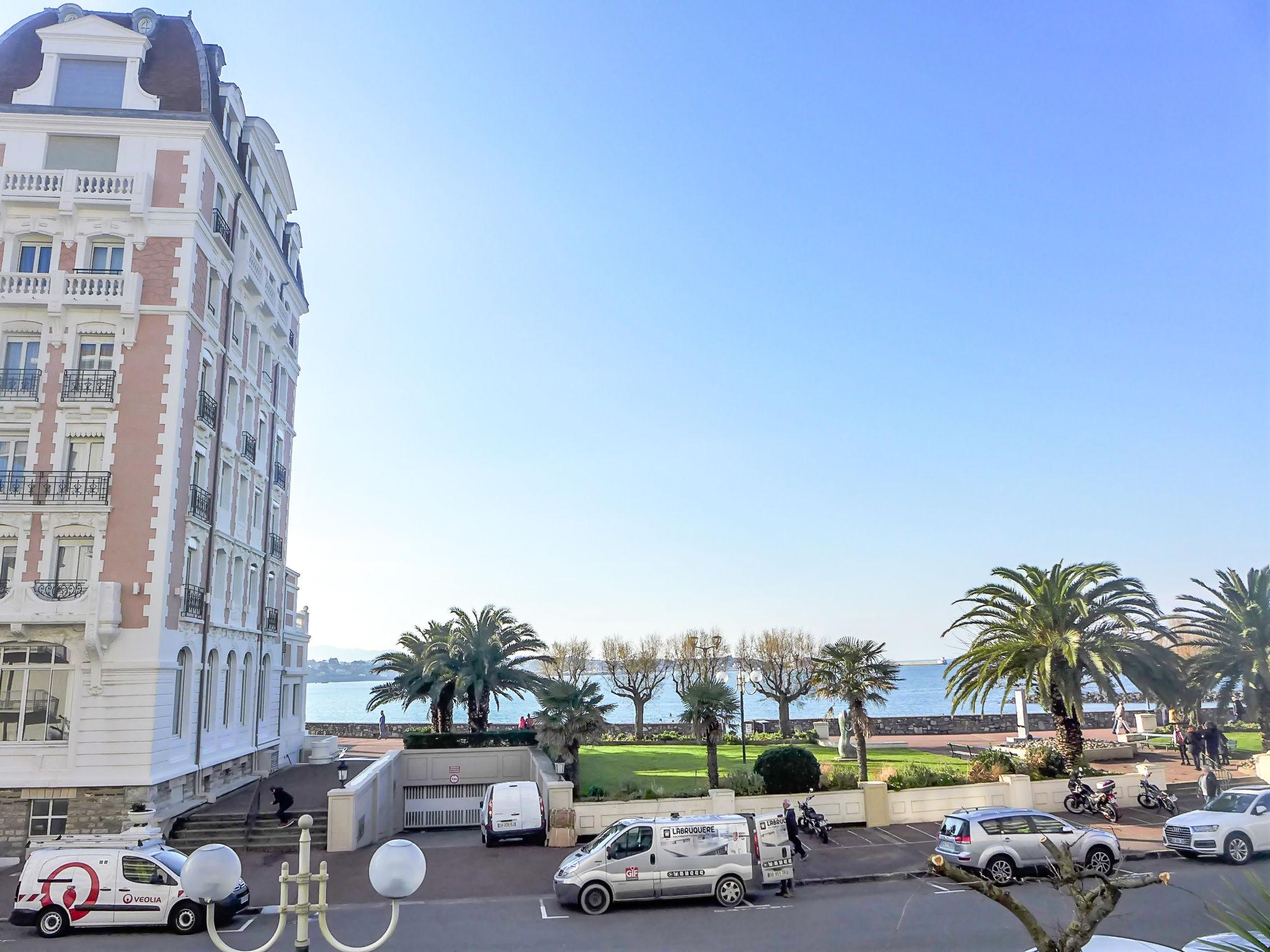 Photo 1 - Appartement de 2 chambres à Saint-Jean-de-Luz avec vues à la mer