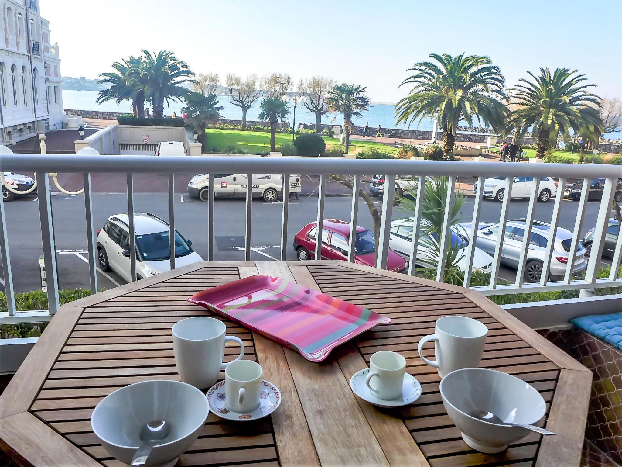 Photo 2 - Appartement de 2 chambres à Saint-Jean-de-Luz avec vues à la mer