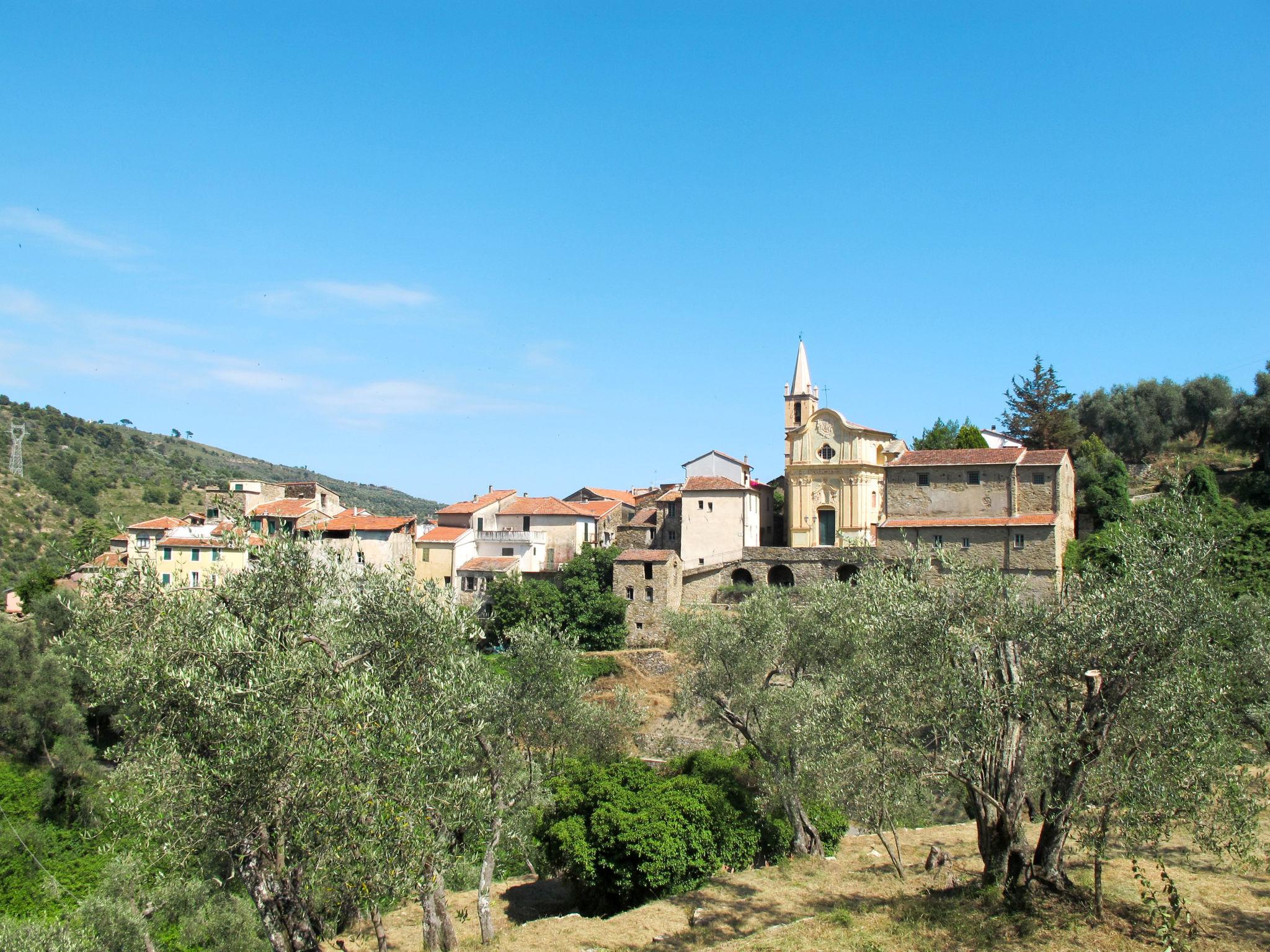 Foto 25 - Appartamento con 2 camere da letto a Pietrabruna con terrazza