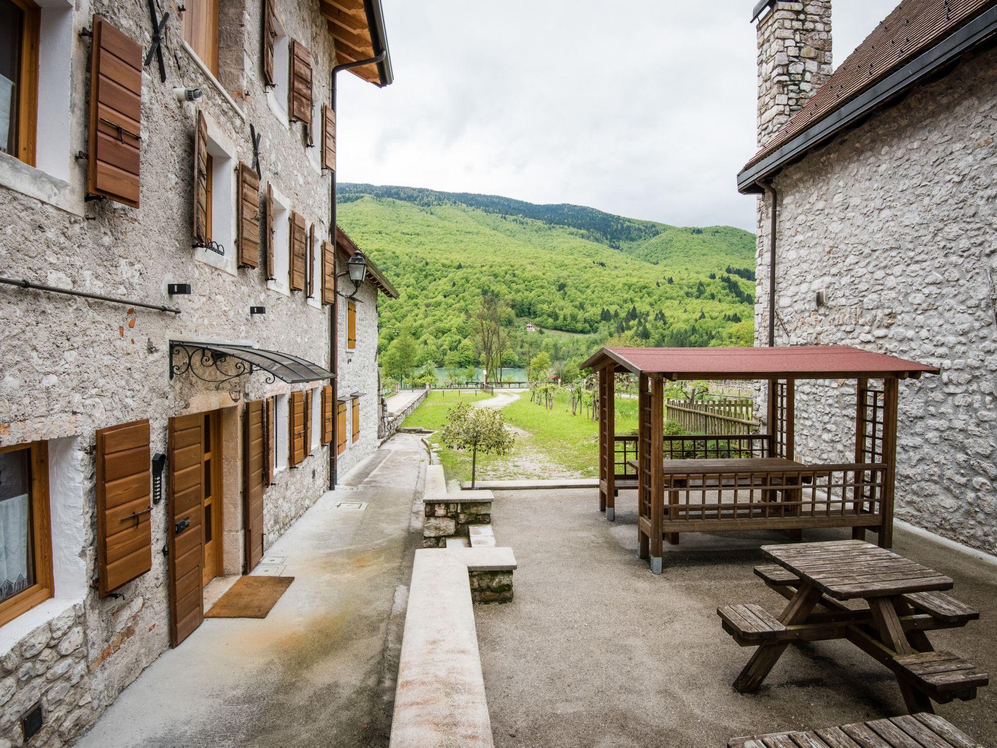 Foto 22 - Apartamento de 2 quartos em Barcis com jardim e vista para a montanha