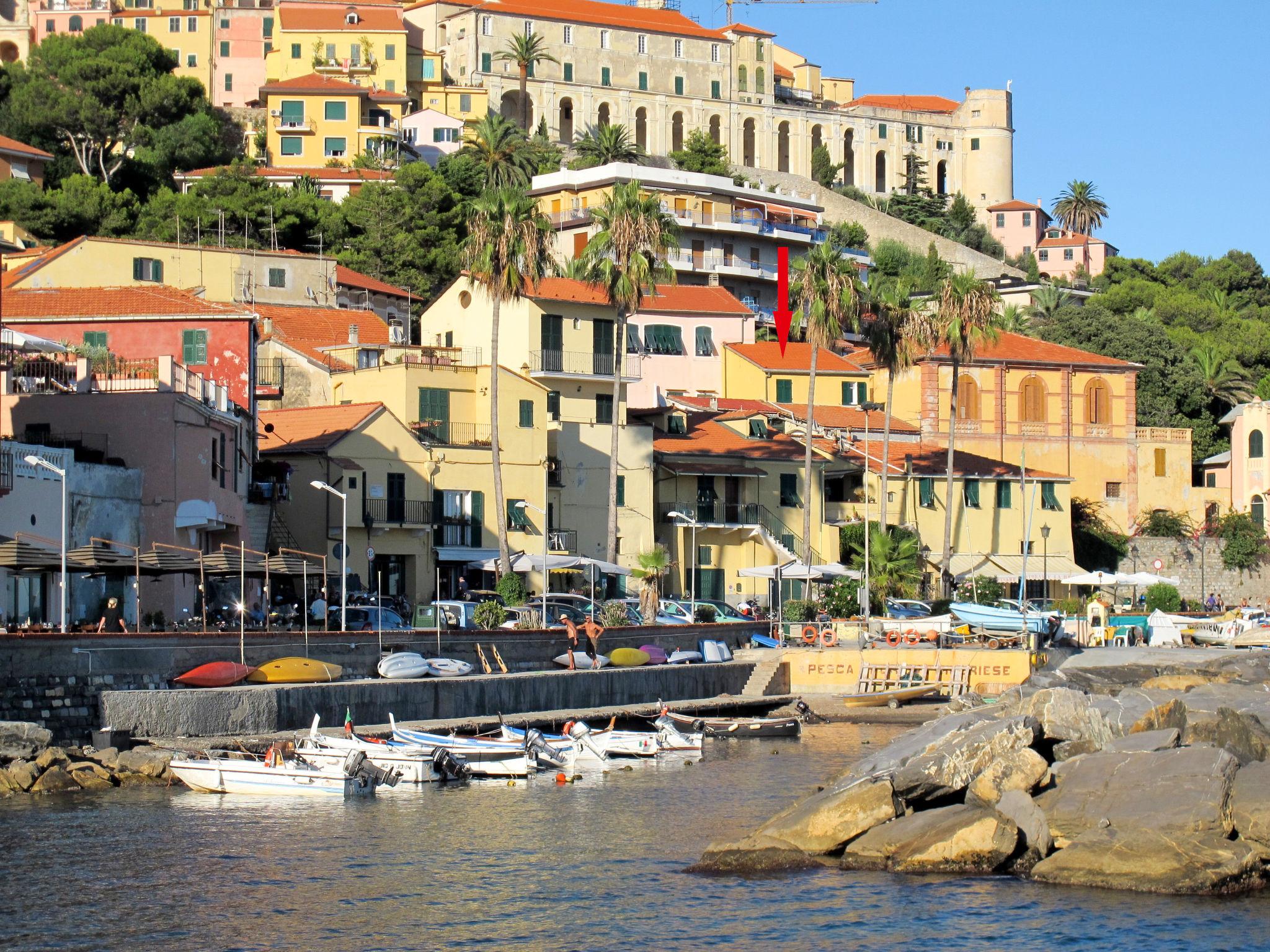 Photo 1 - Maison de 1 chambre à Imperia avec vues à la mer