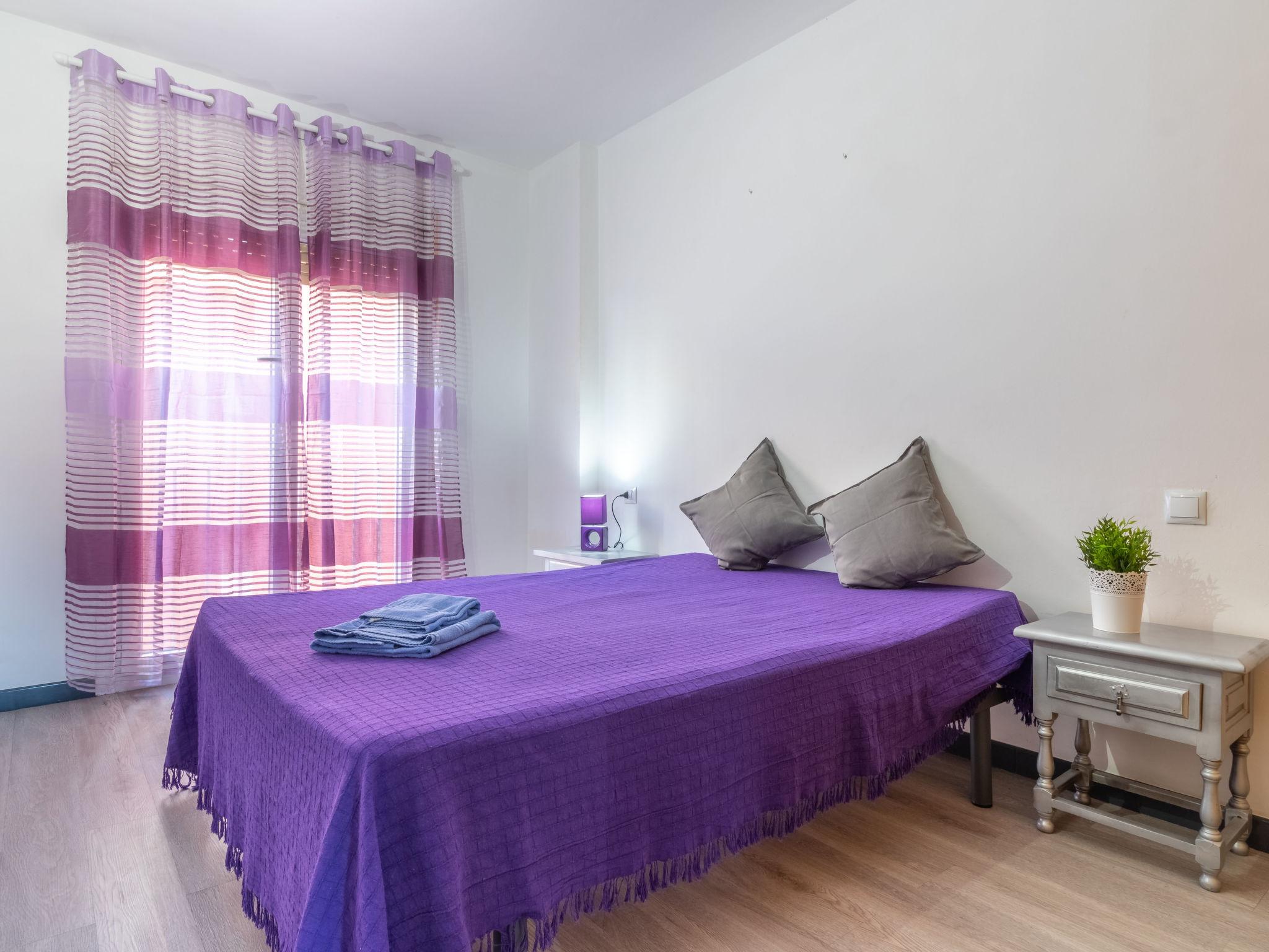 Foto 11 - Apartment mit 3 Schlafzimmern in Castelló d'Empúries mit terrasse und blick aufs meer