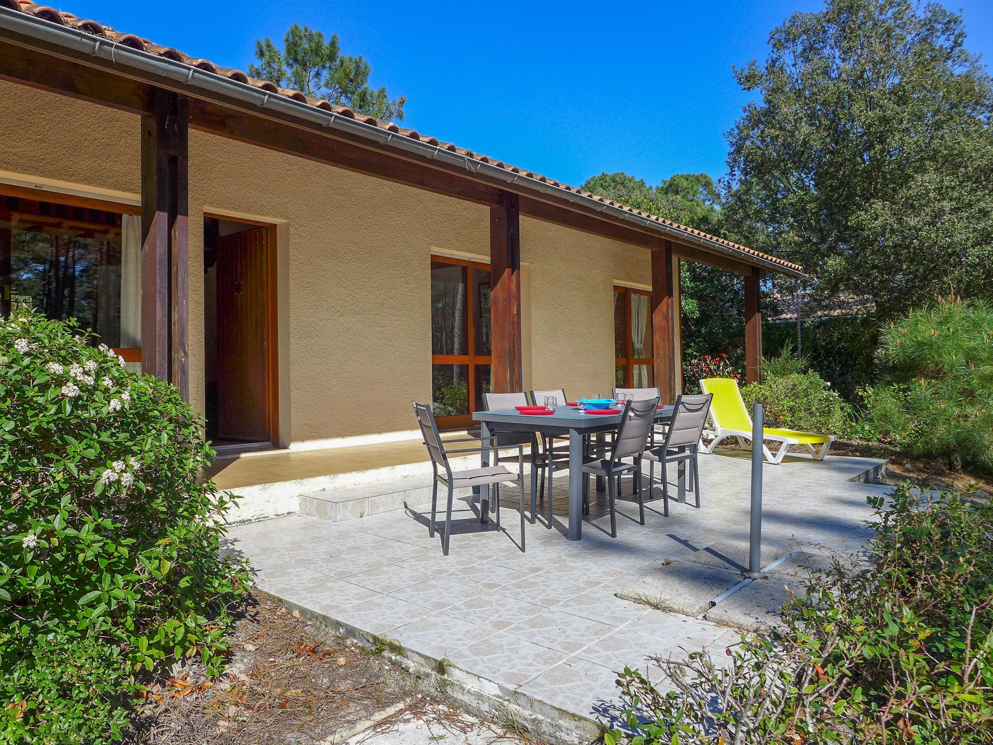 Photo 16 - Maison de 3 chambres à Lacanau avec piscine privée et jardin