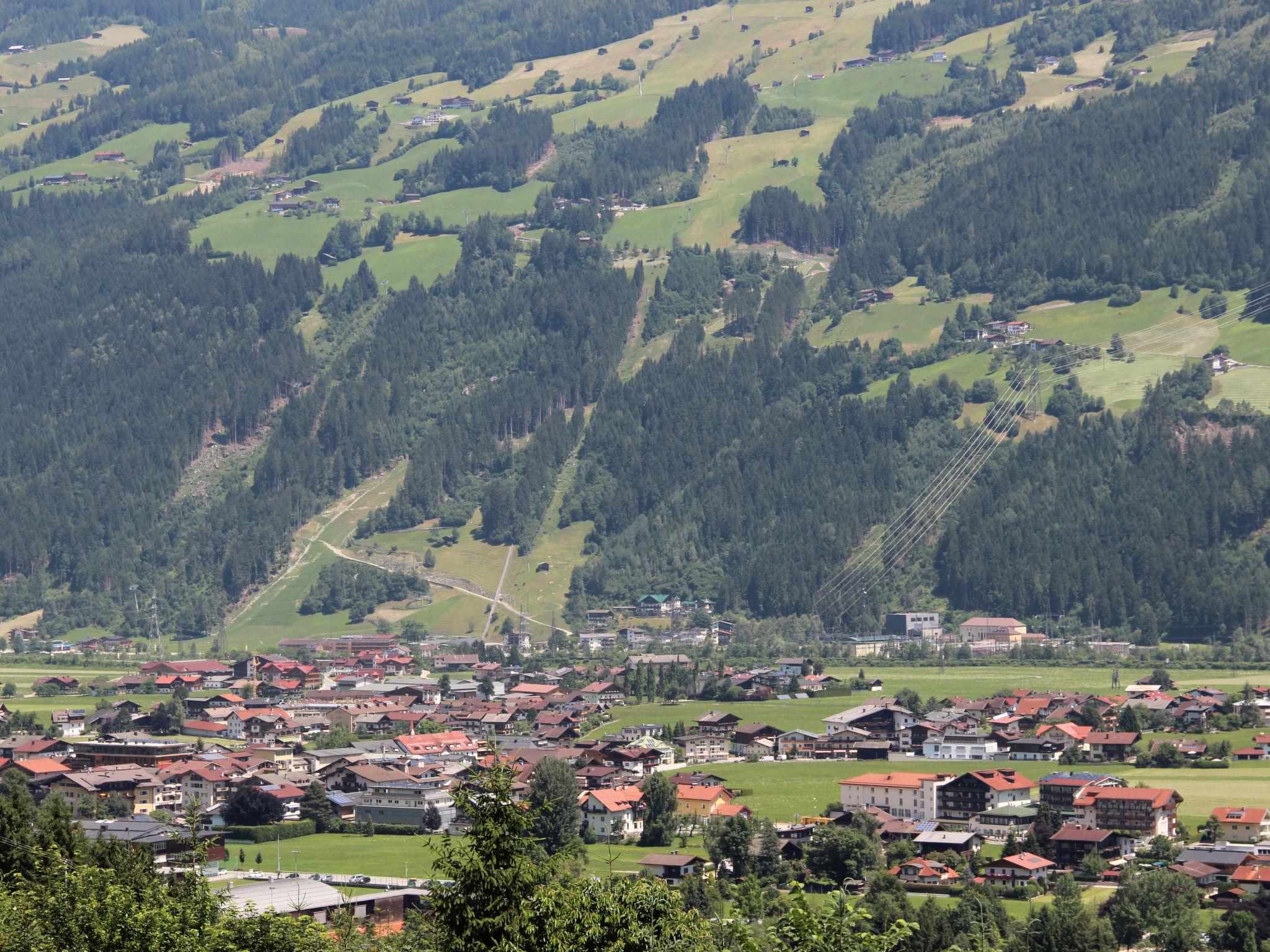 Foto 16 - Apartamento de 4 habitaciones en Gerlosberg con vistas a la montaña