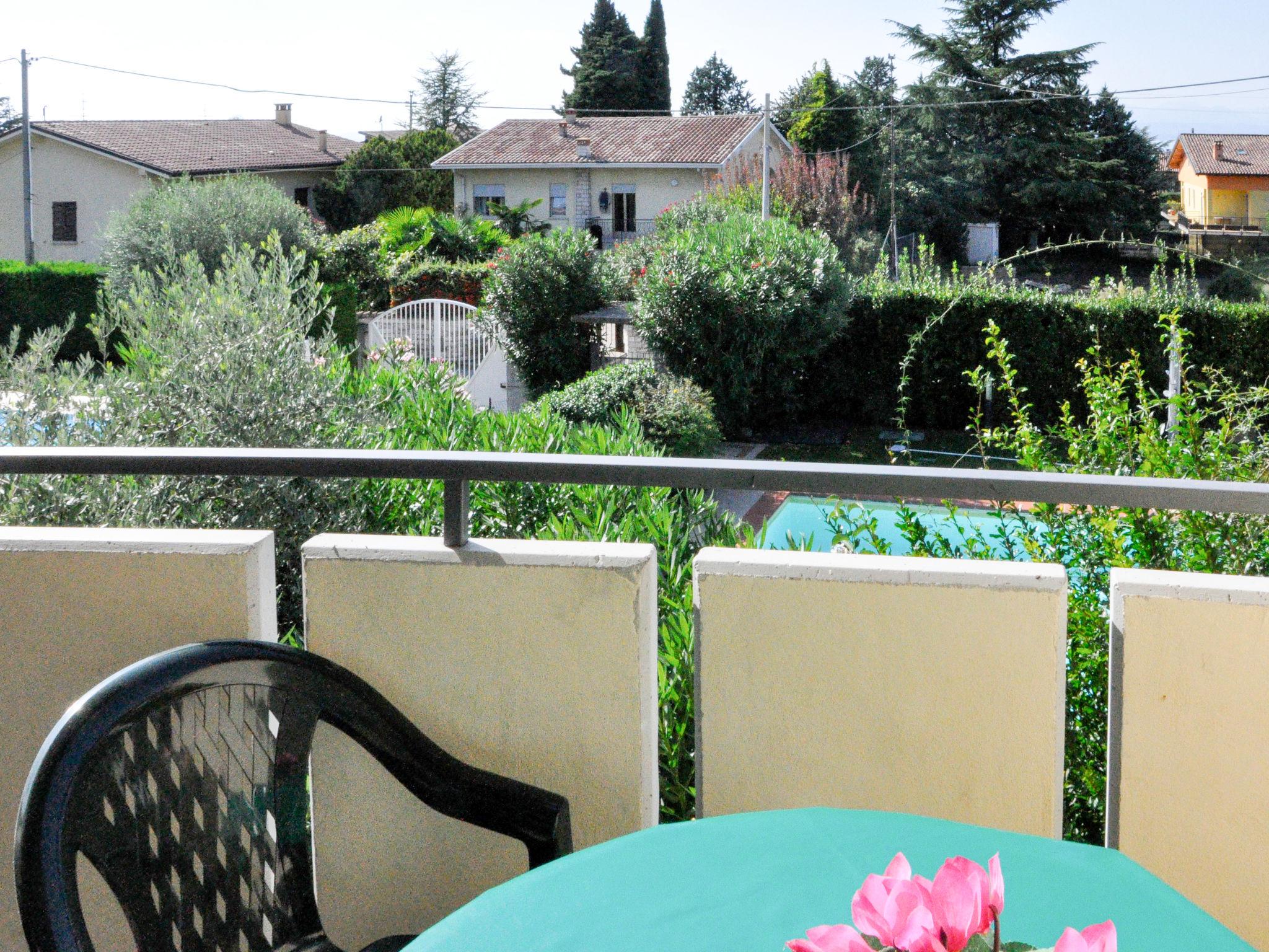 Photo 20 - Appartement de 2 chambres à Lazise avec piscine et vues sur la montagne