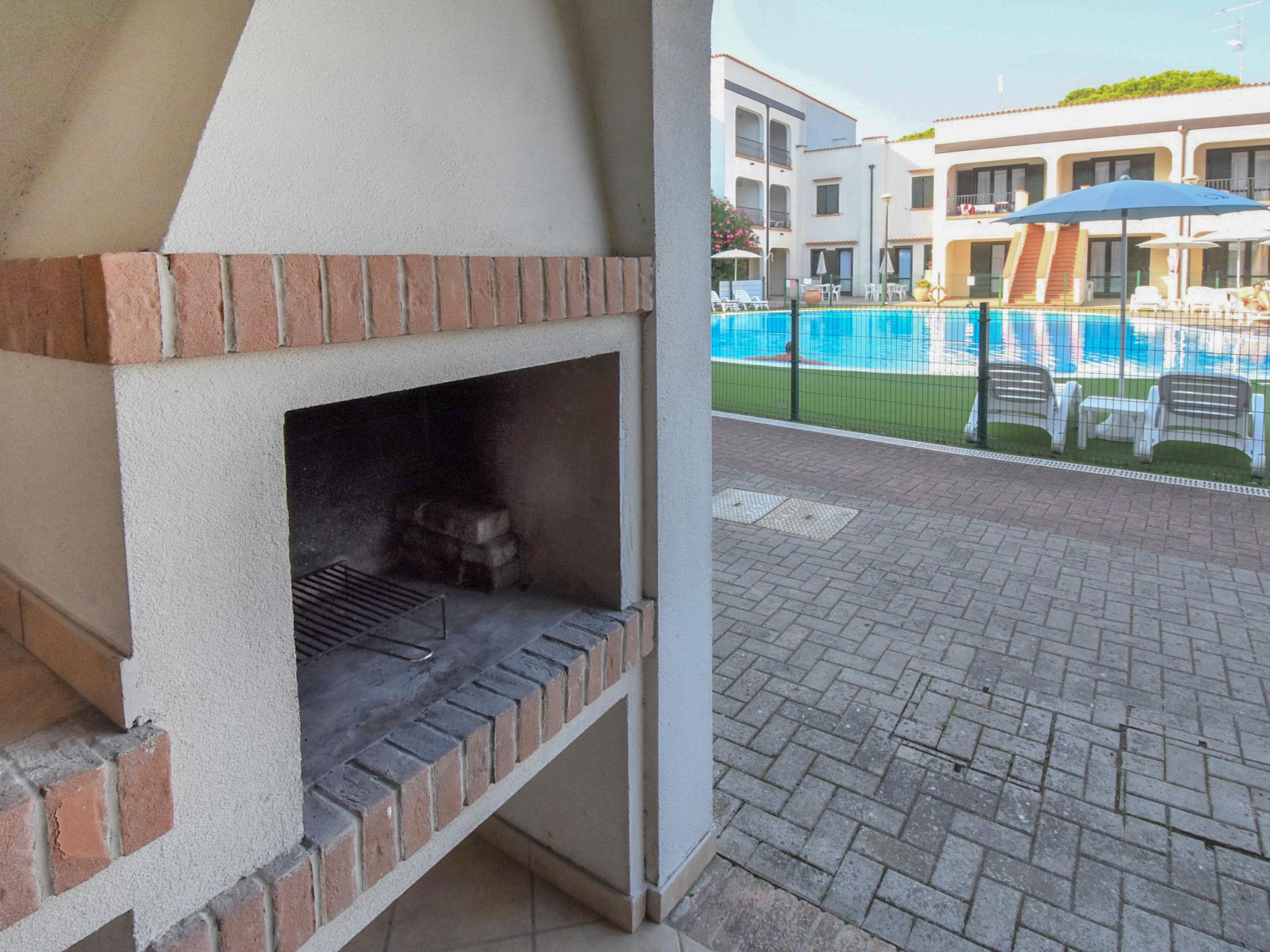 Foto 19 - Appartamento con 2 camere da letto a Comacchio con piscina e vista mare