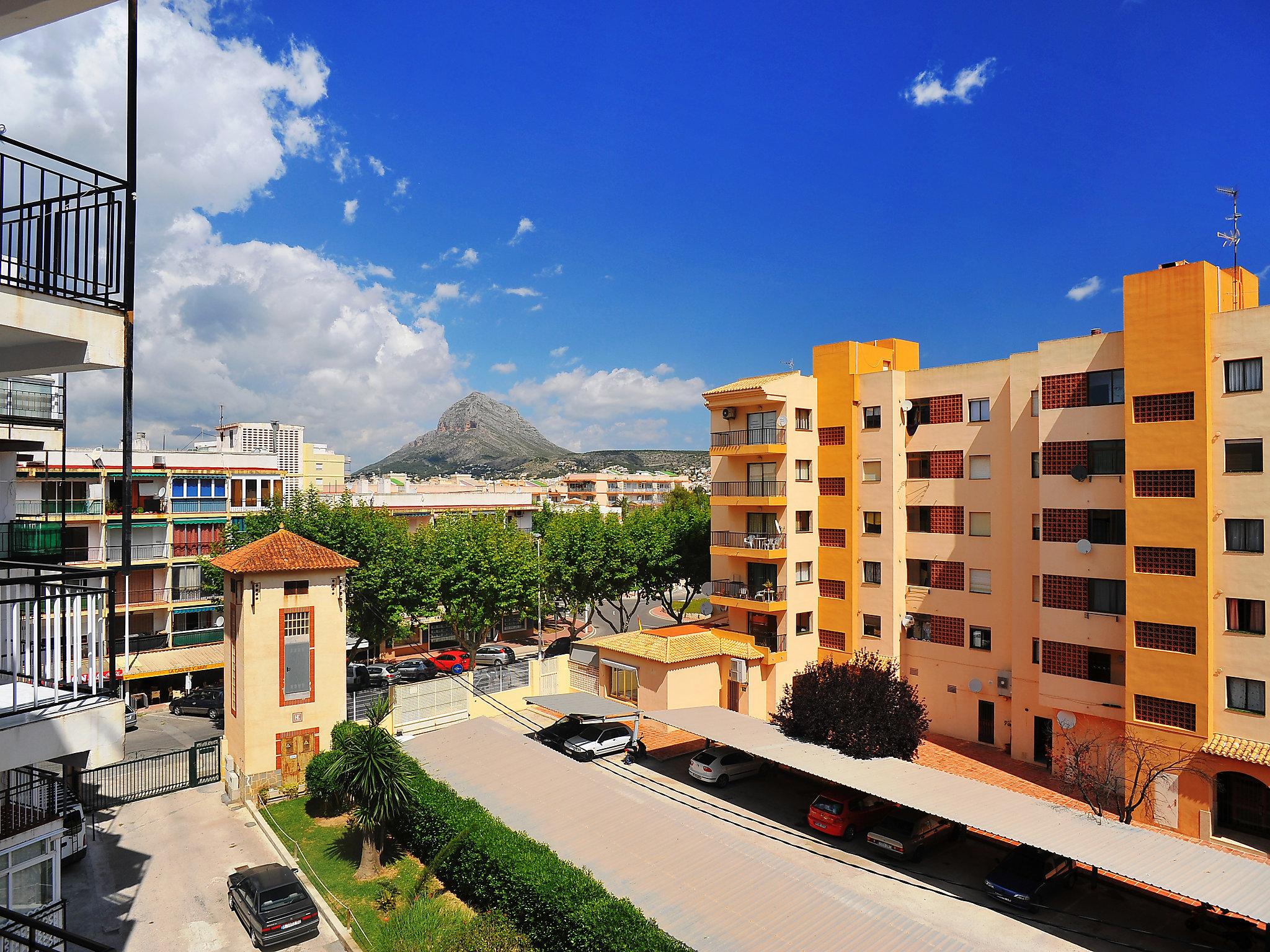 Photo 1 - Appartement de 3 chambres à Jávea avec vues à la mer