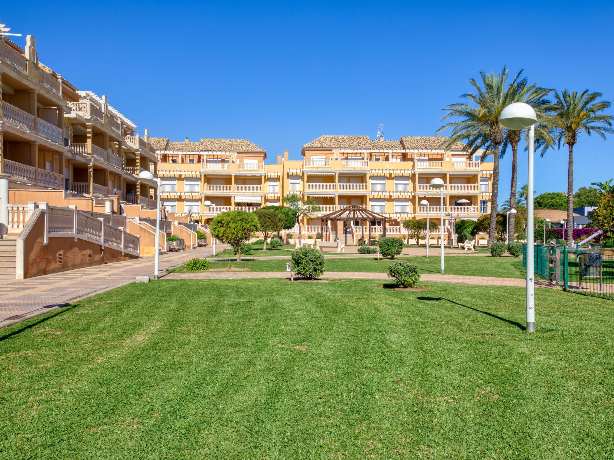 Foto 19 - Apartamento de 2 habitaciones en Dénia con piscina y vistas al mar