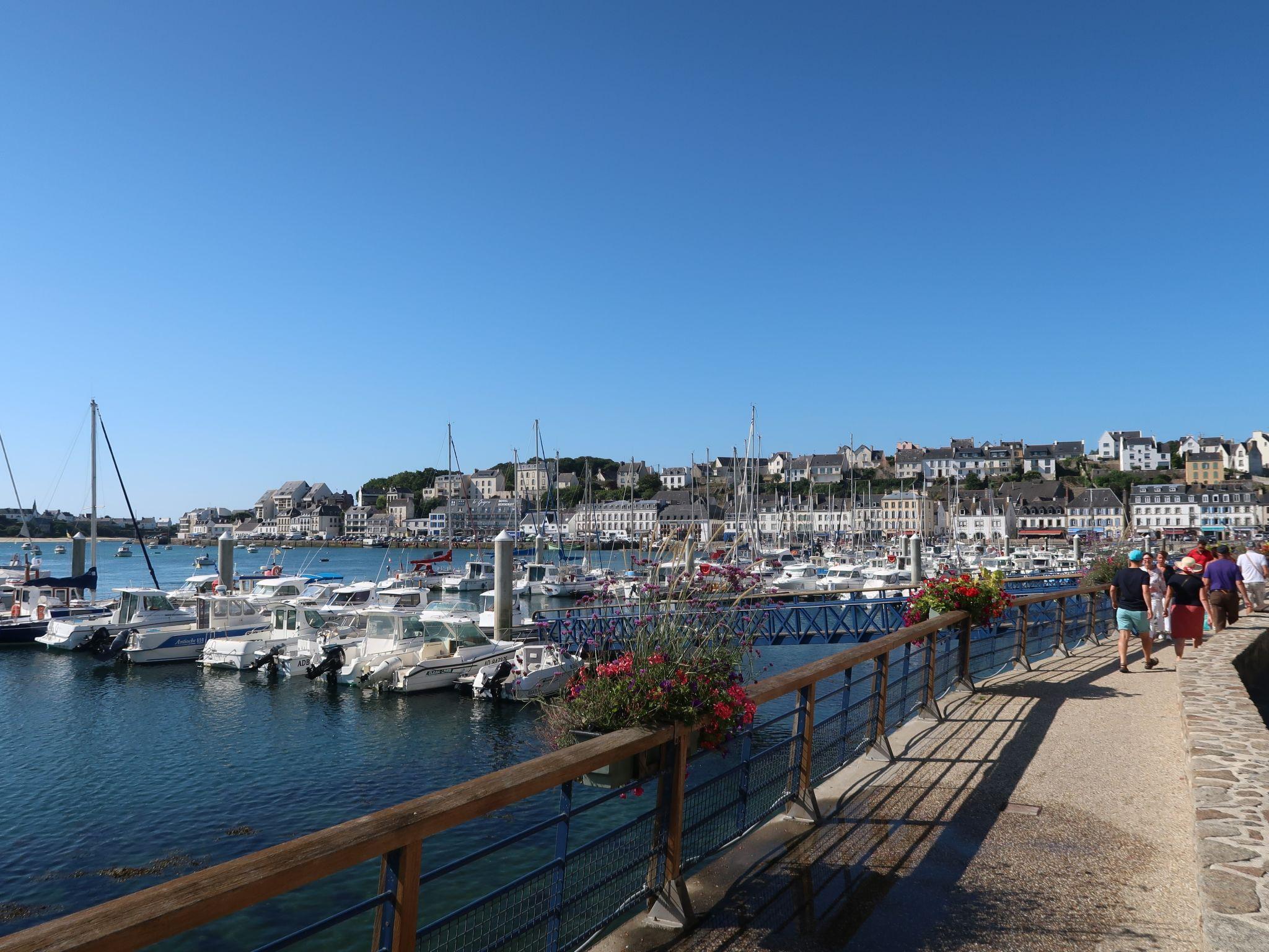 Photo 22 - Maison de 1 chambre à Plozévet avec jardin et vues à la mer