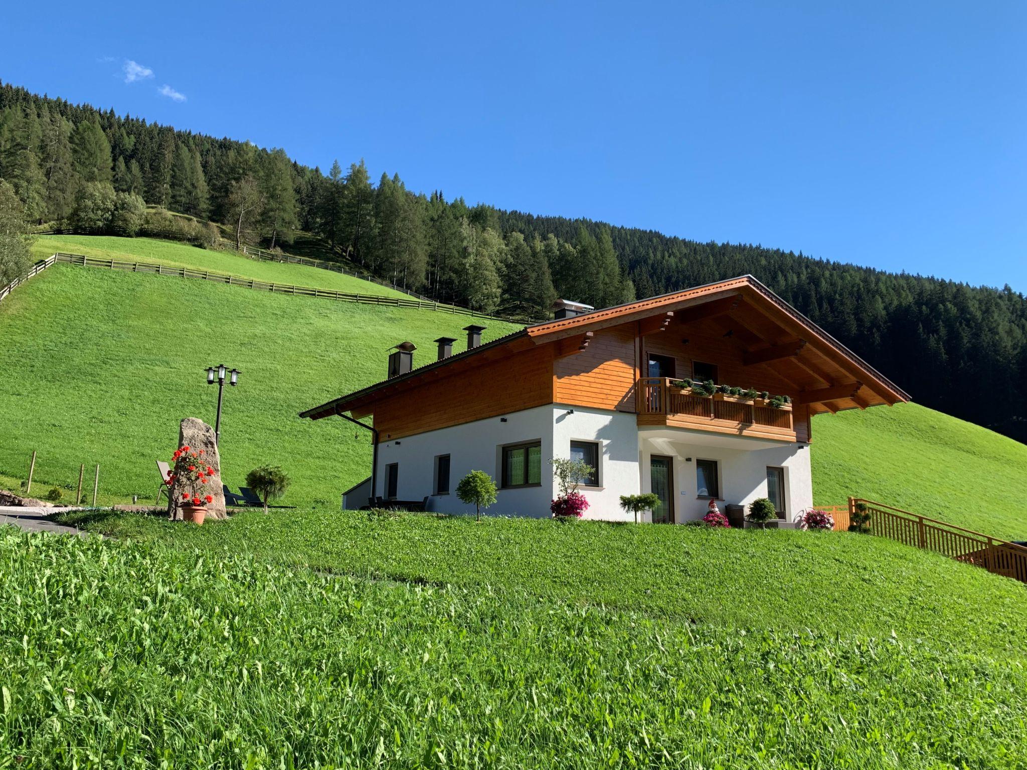 Foto 1 - Appartamento con 2 camere da letto a Sarntal con giardino e vista sulle montagne