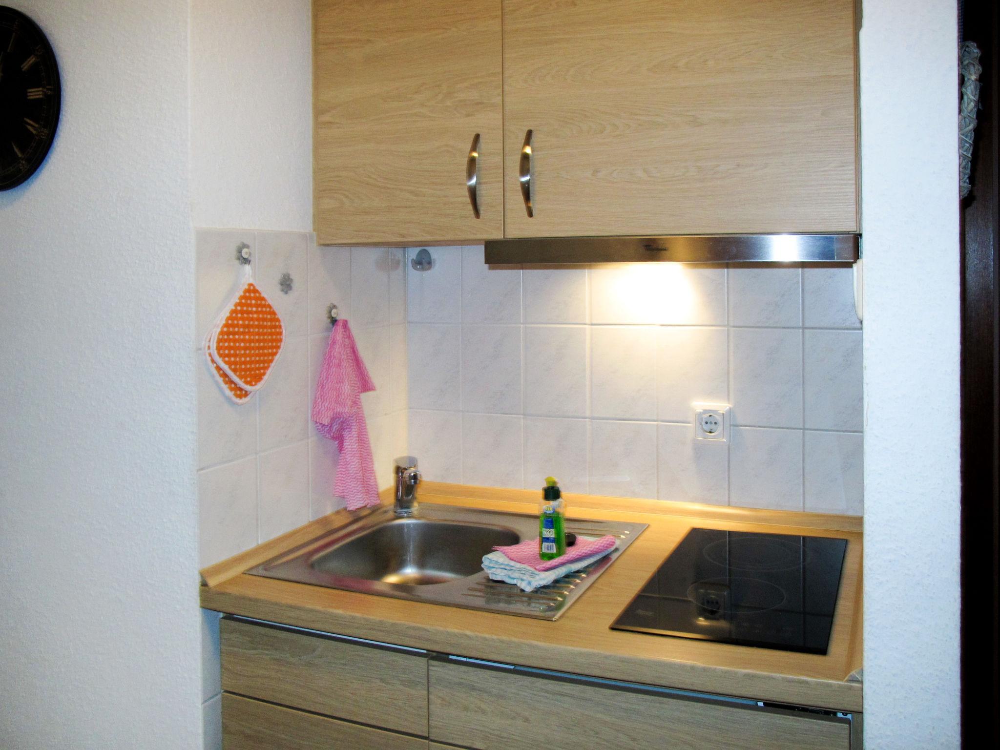 Foto 6 - Apartamento em Glowe com jardim