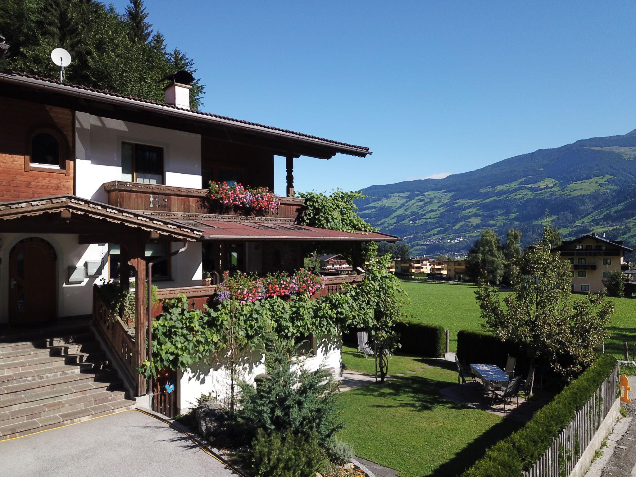 Foto 16 - Apartamento de 1 habitación en Fügenberg con jardín y vistas a la montaña