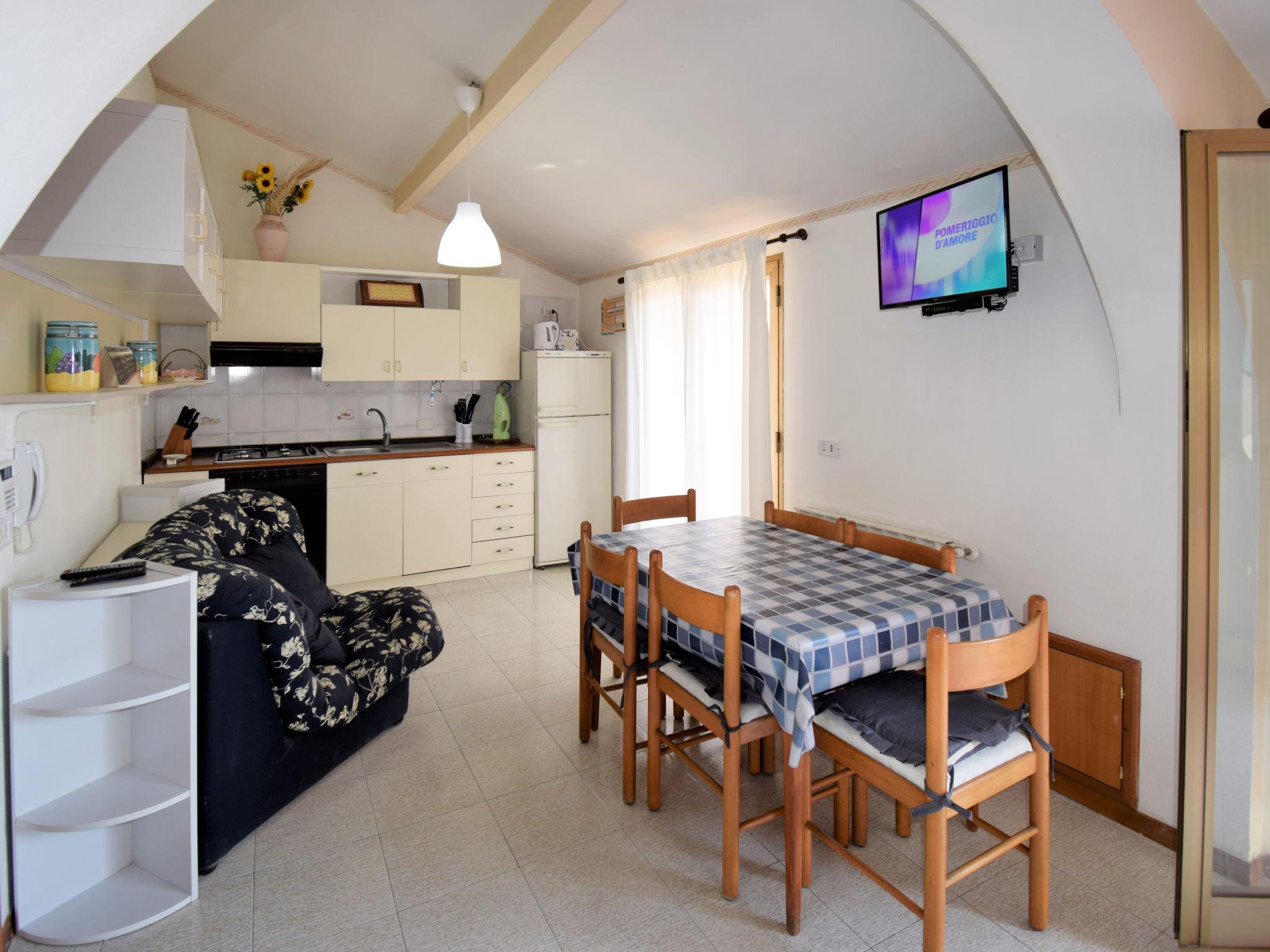 Foto 5 - Apartamento de 3 quartos em Acireale com terraço