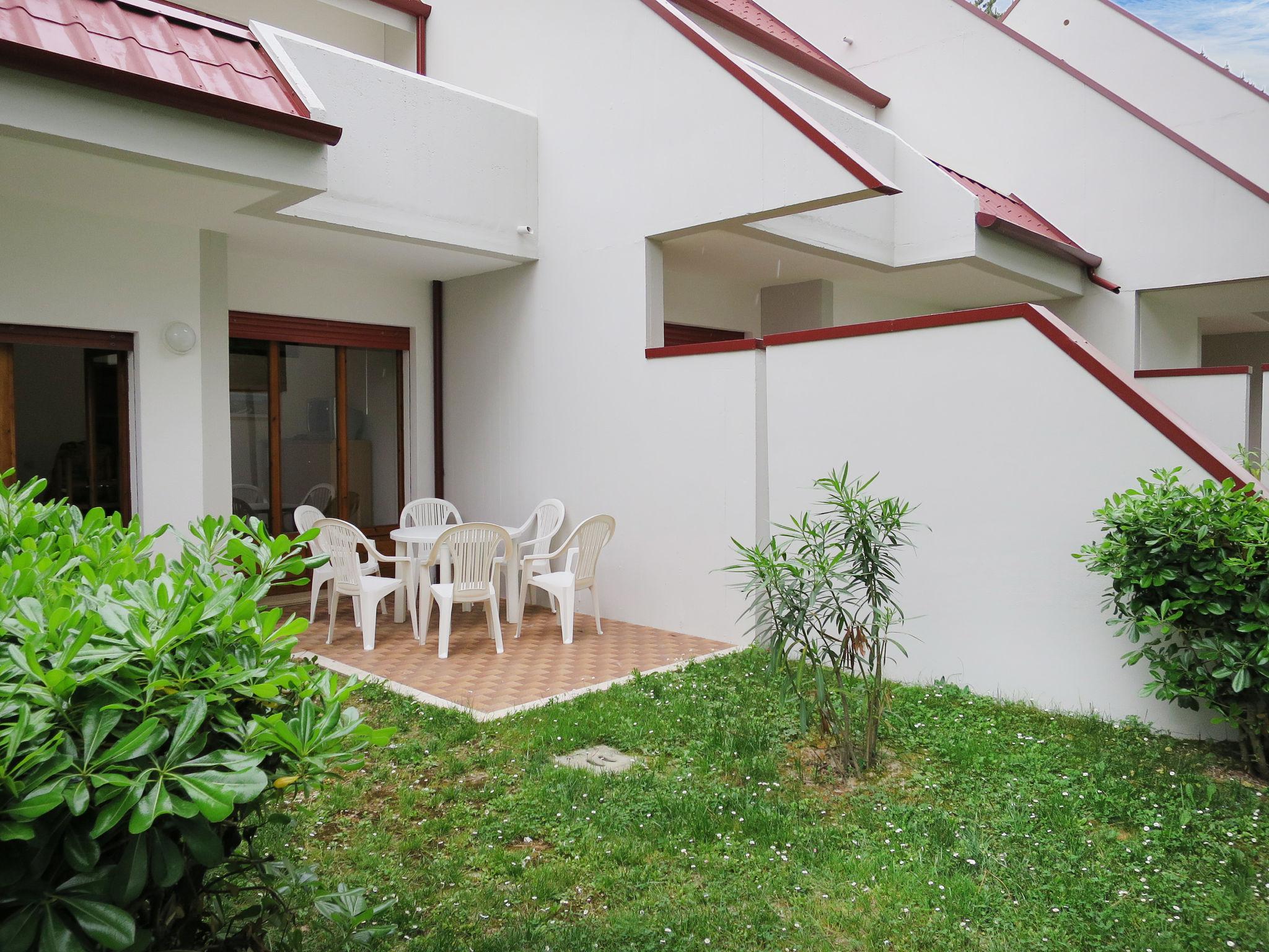 Photo 2 - Maison de 3 chambres à San Michele al Tagliamento avec jardin et terrasse