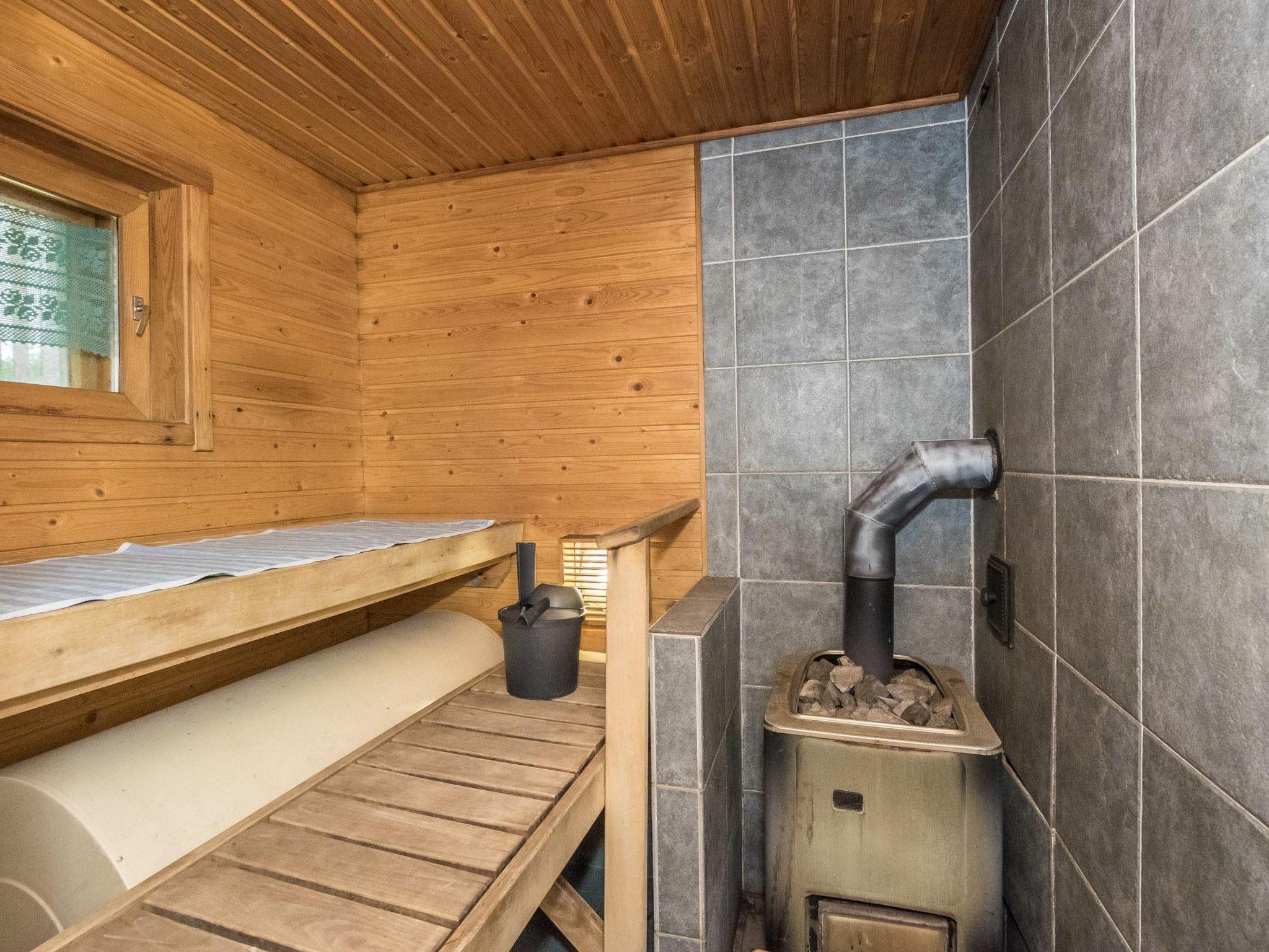 Photo 14 - 2 bedroom House in Hankasalmi with sauna