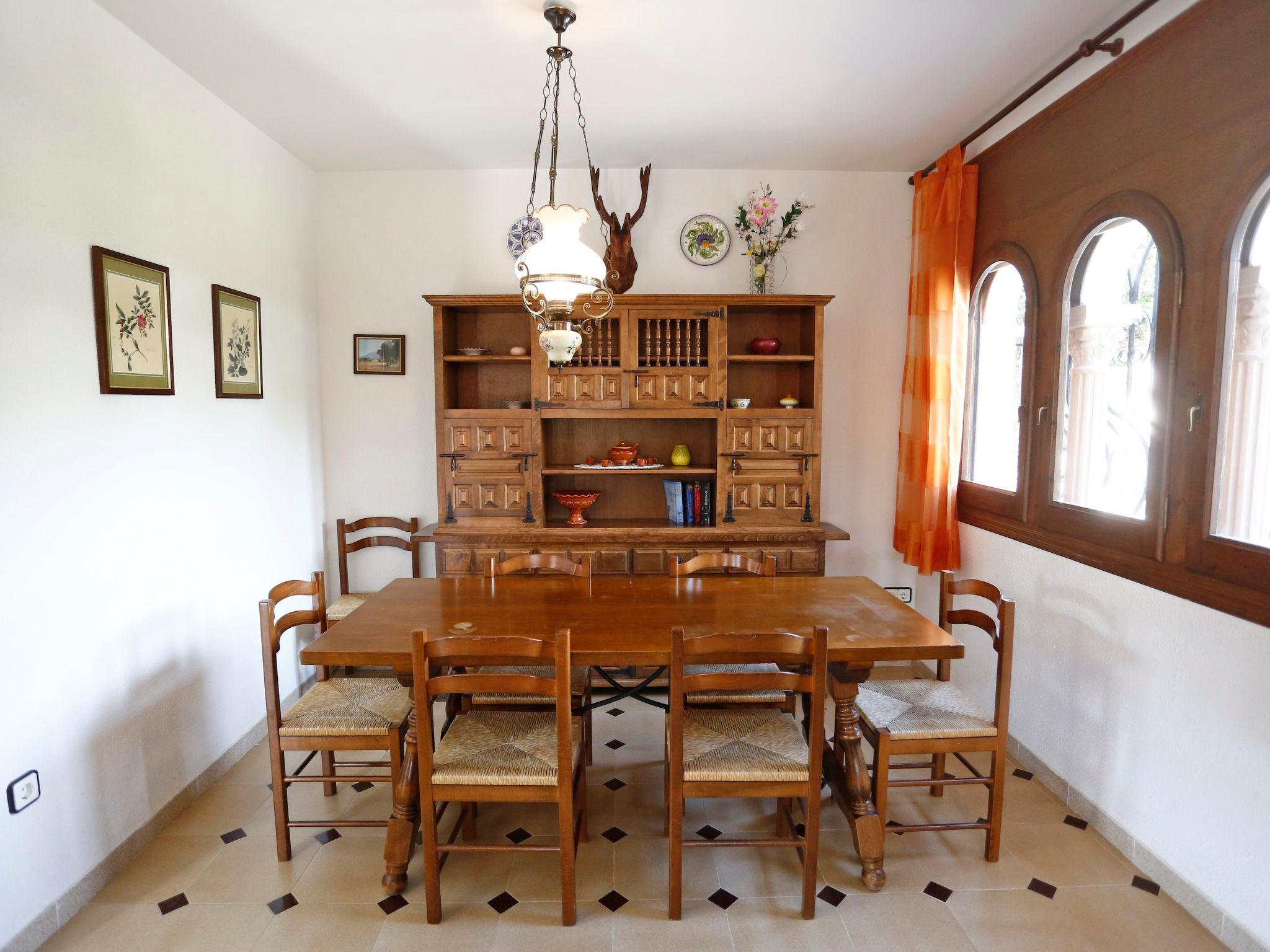 Photo 9 - 3 bedroom House in Mont-roig del Camp with private pool and sea view