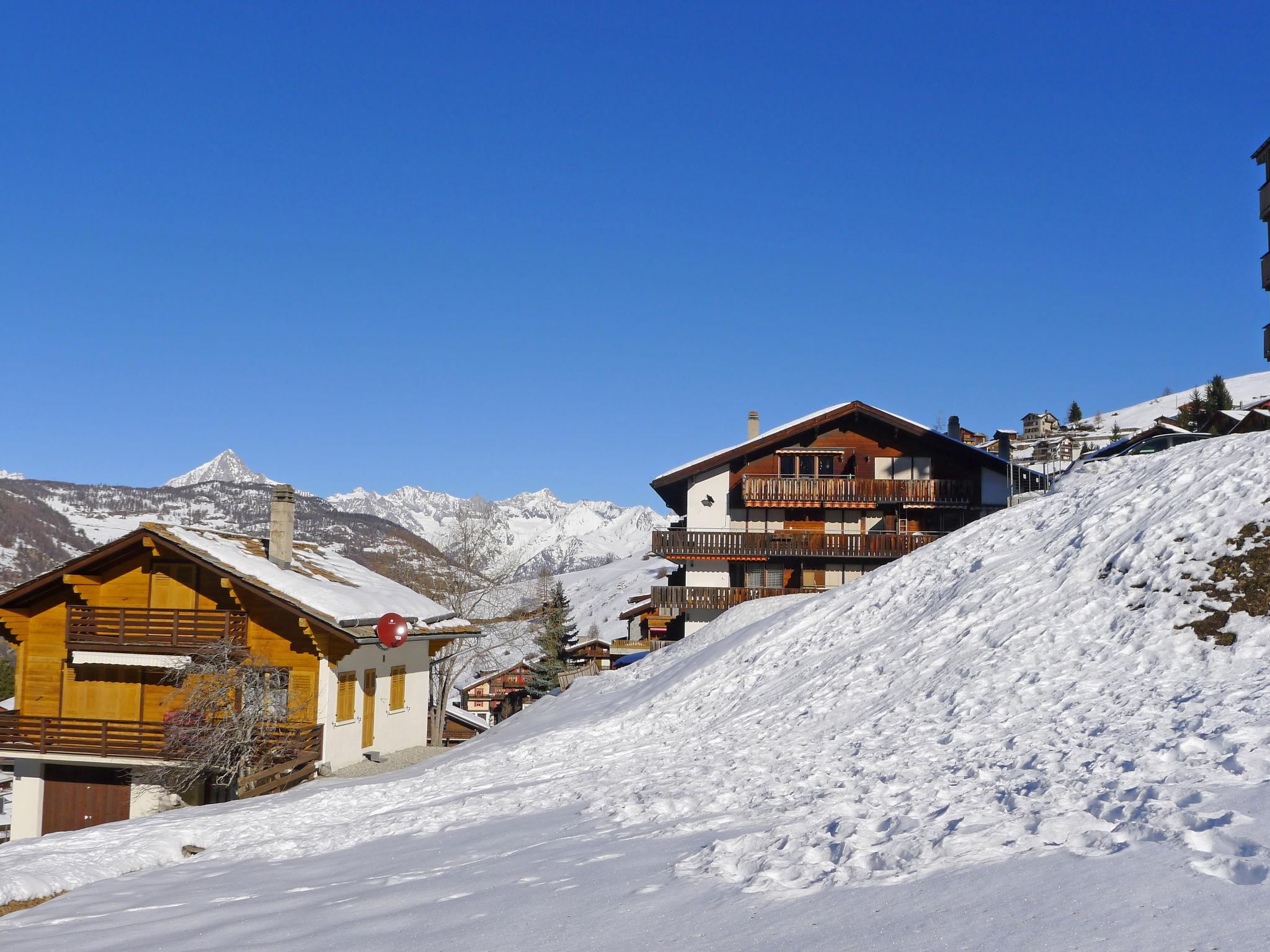 Photo 21 - 2 bedroom Apartment in Grächen with mountain view