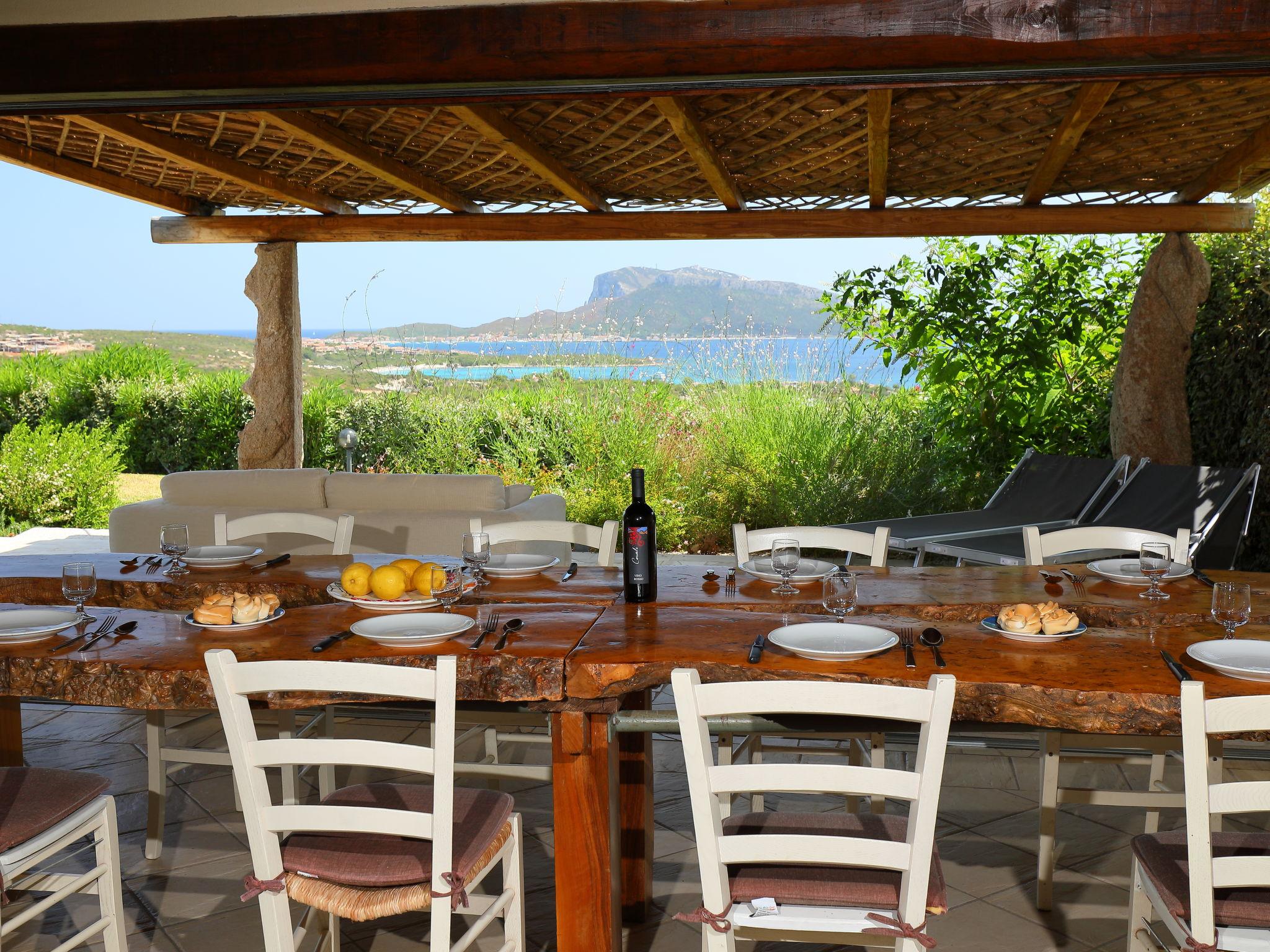 Foto 4 - Casa de 4 habitaciones en Golfo Aranci con piscina privada y vistas al mar