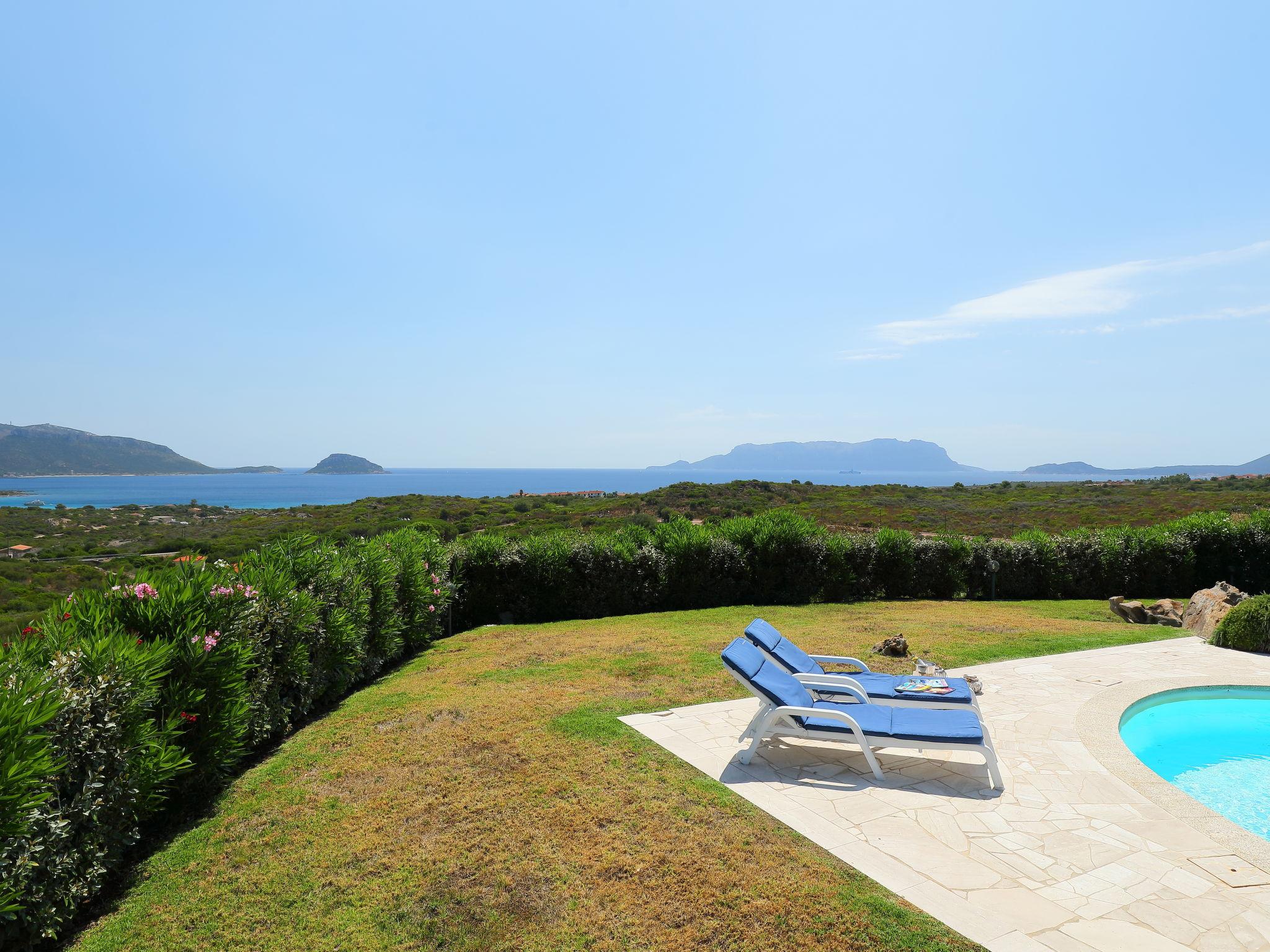 Foto 30 - Casa de 4 habitaciones en Golfo Aranci con piscina privada y vistas al mar