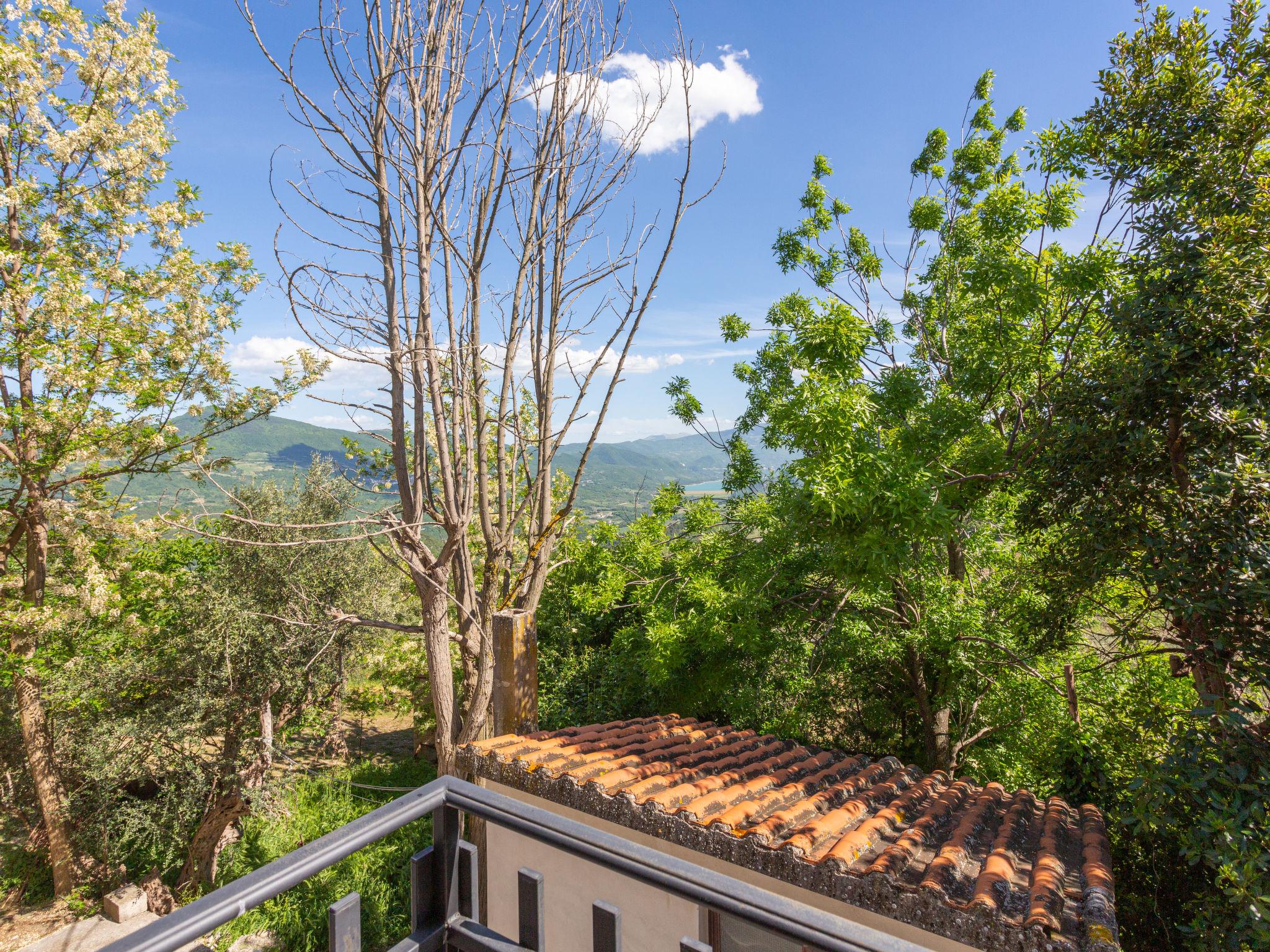 Foto 20 - Casa con 3 camere da letto a Roccascalegna con giardino e terrazza