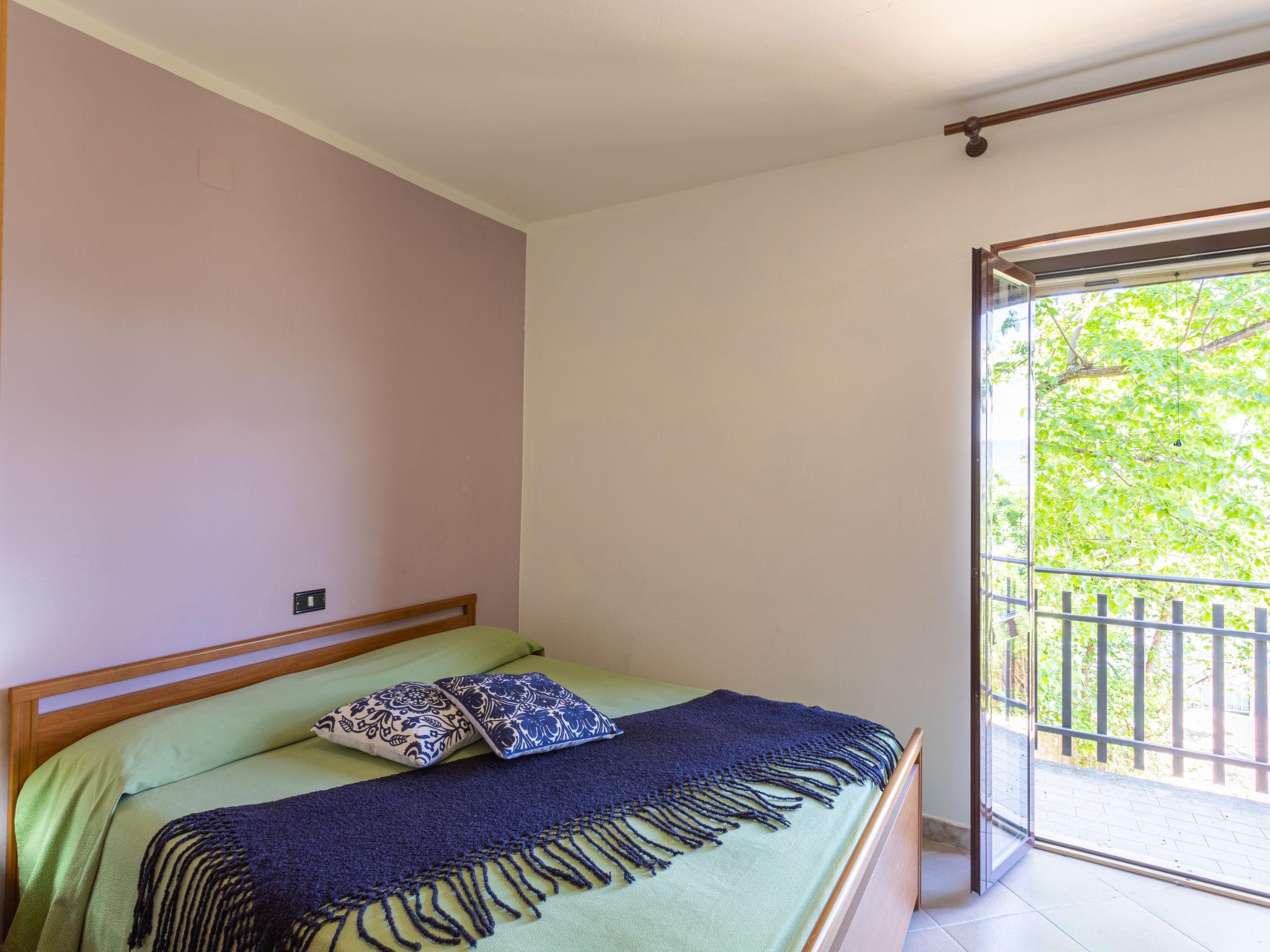 Photo 13 - Maison de 3 chambres à Roccascalegna avec jardin et terrasse