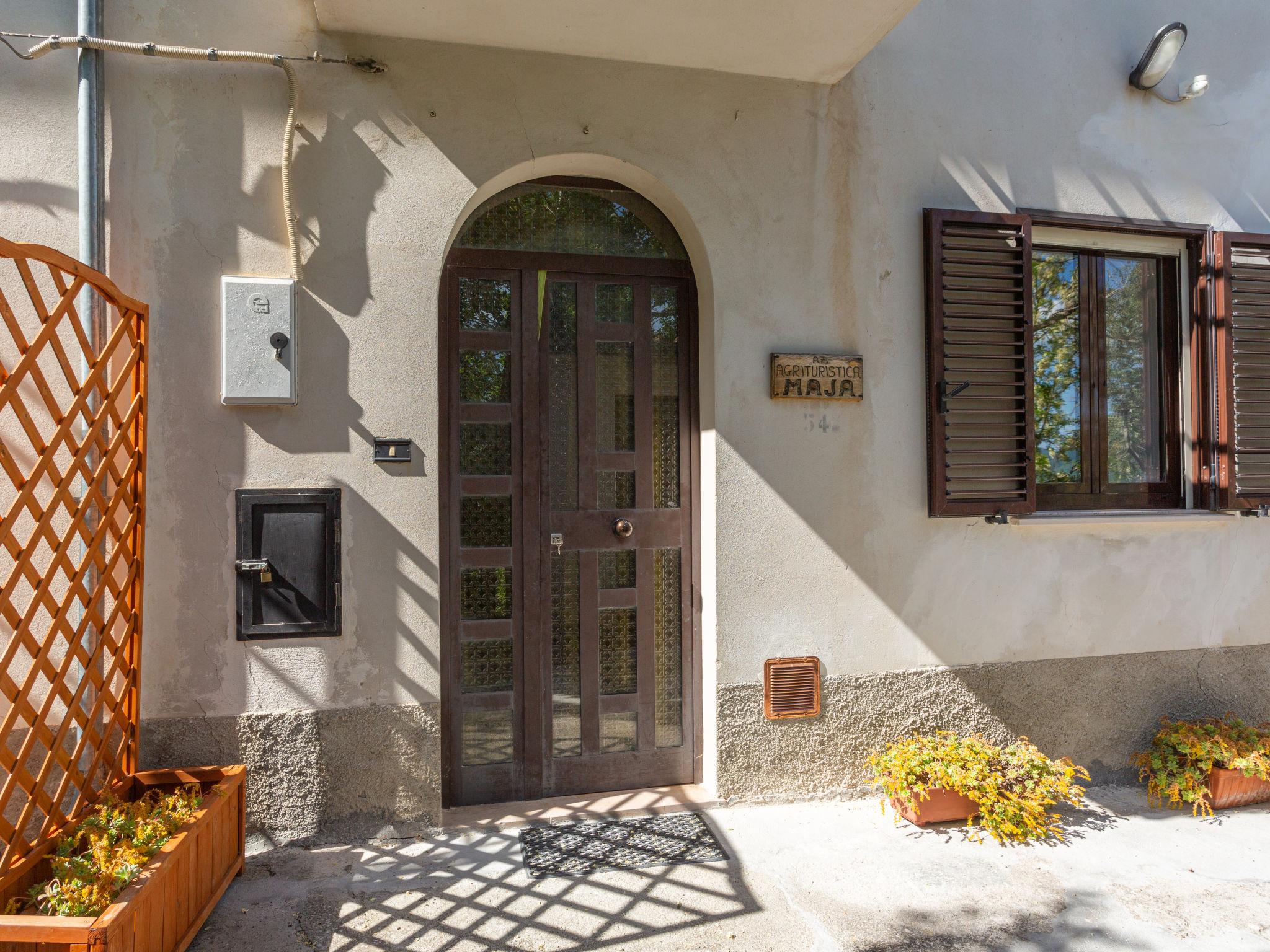 Photo 23 - Maison de 3 chambres à Roccascalegna avec jardin et terrasse