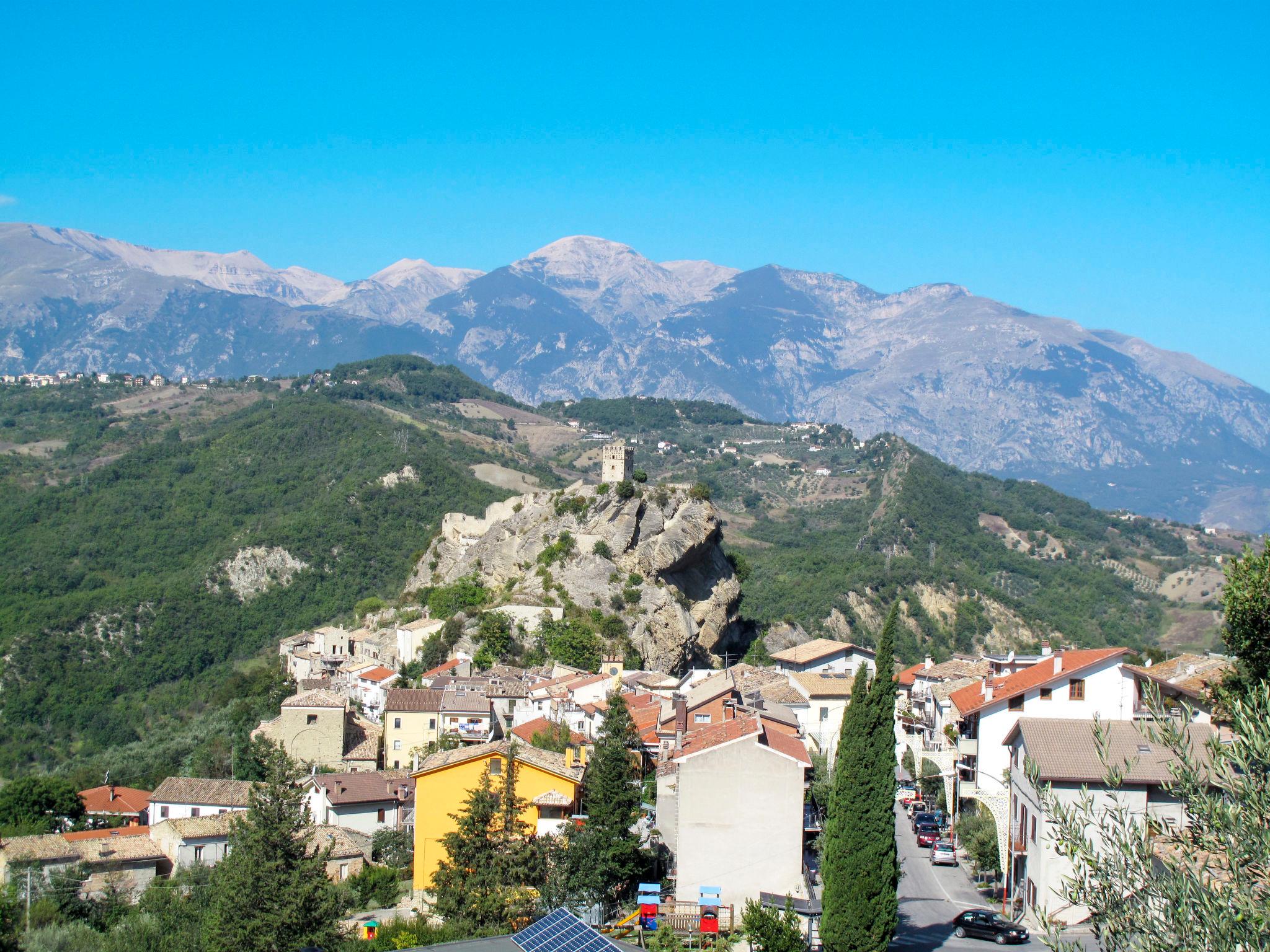 Photo 31 - Maison de 3 chambres à Roccascalegna avec jardin et terrasse