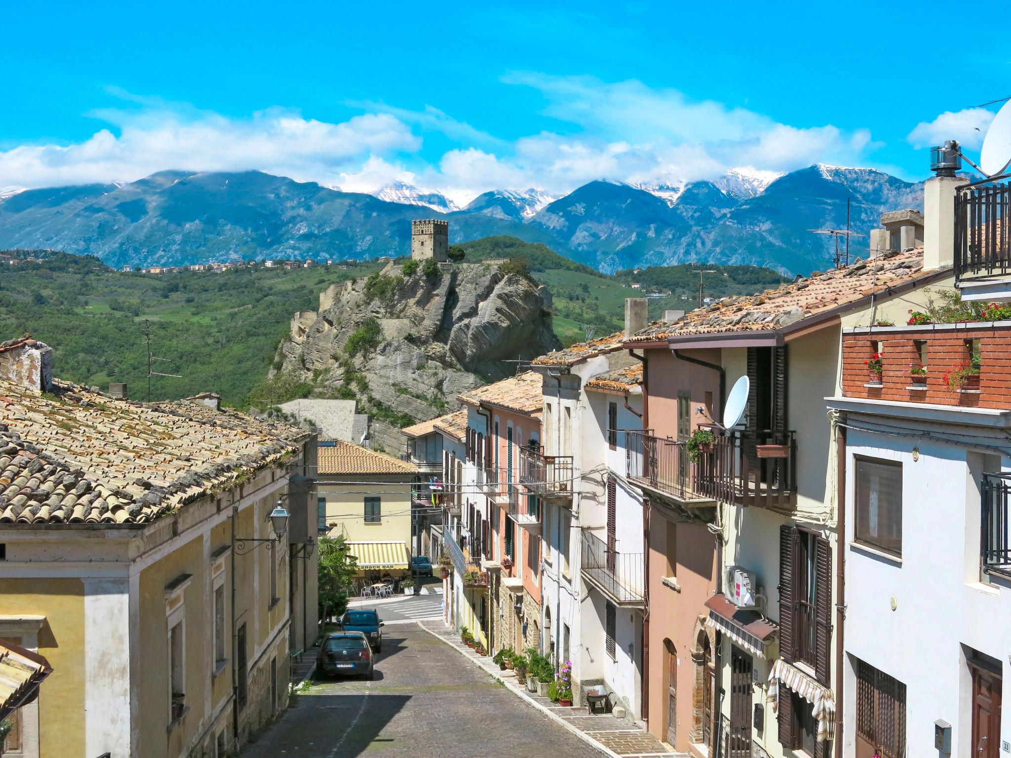 Photo 26 - Maison de 3 chambres à Roccascalegna avec jardin et terrasse