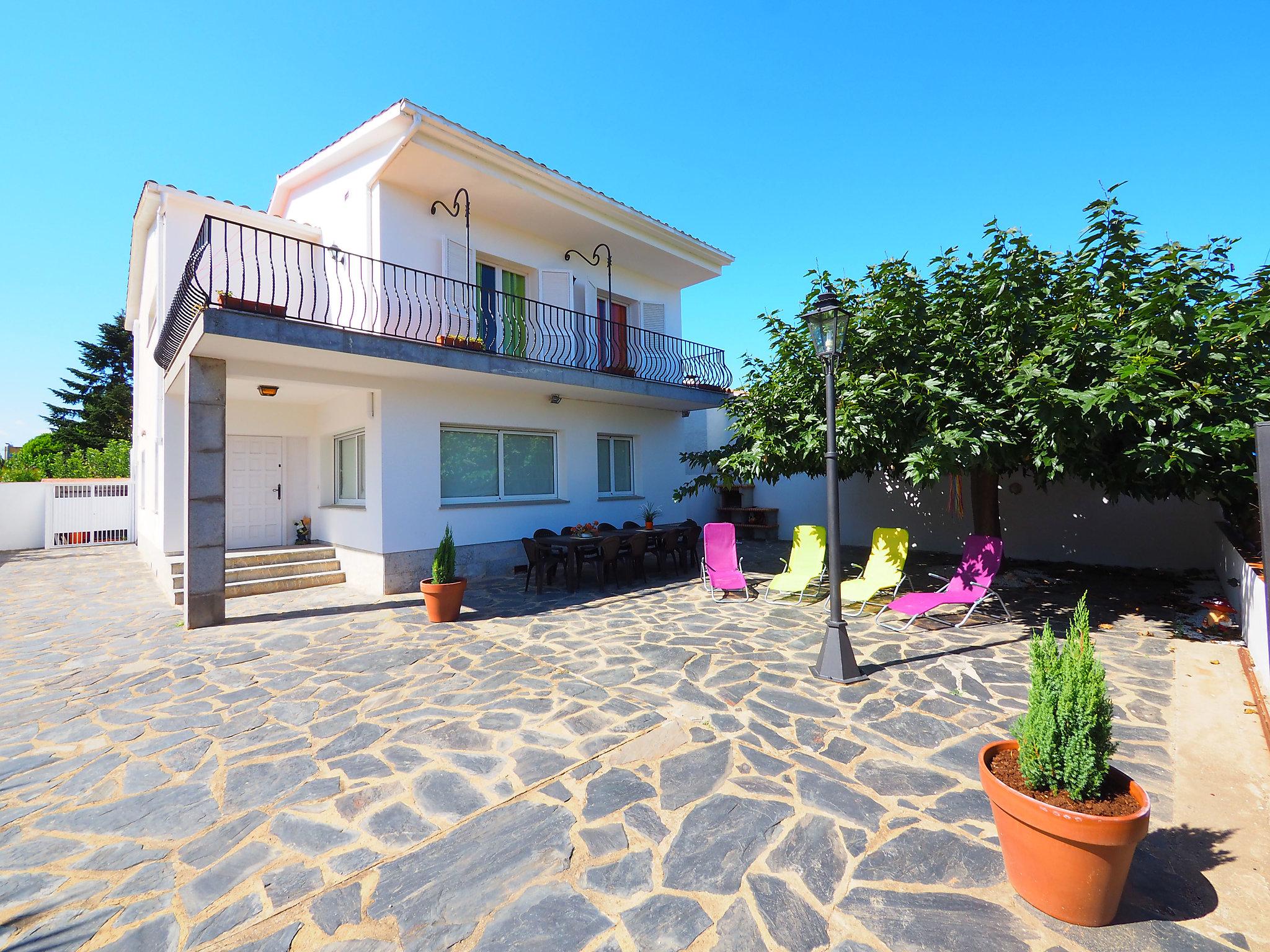 Photo 20 - Maison de 5 chambres à Castelló d'Empúries avec jardin et terrasse