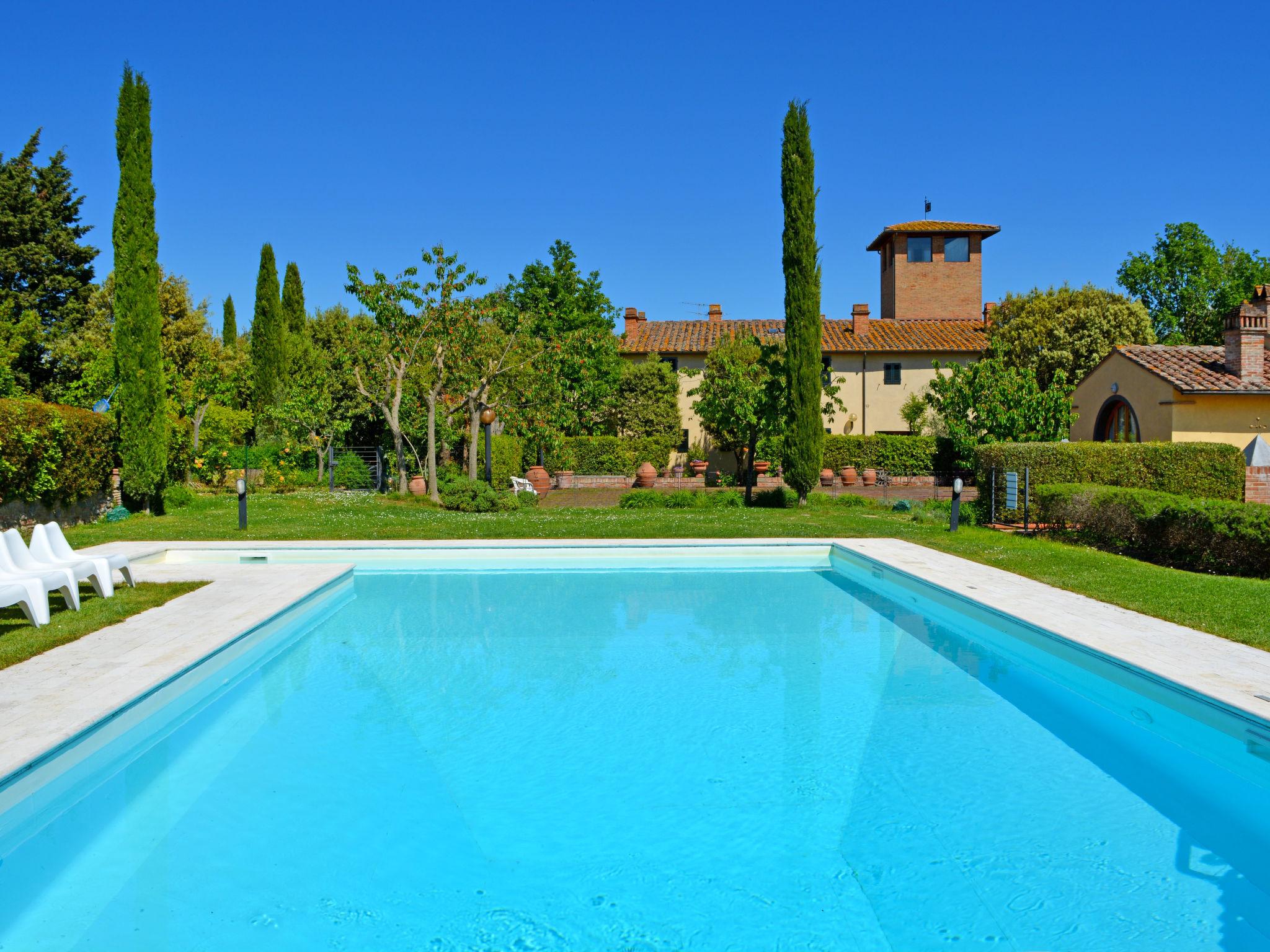 Foto 3 - Casa de 4 quartos em Castelfiorentino com piscina privada e jardim