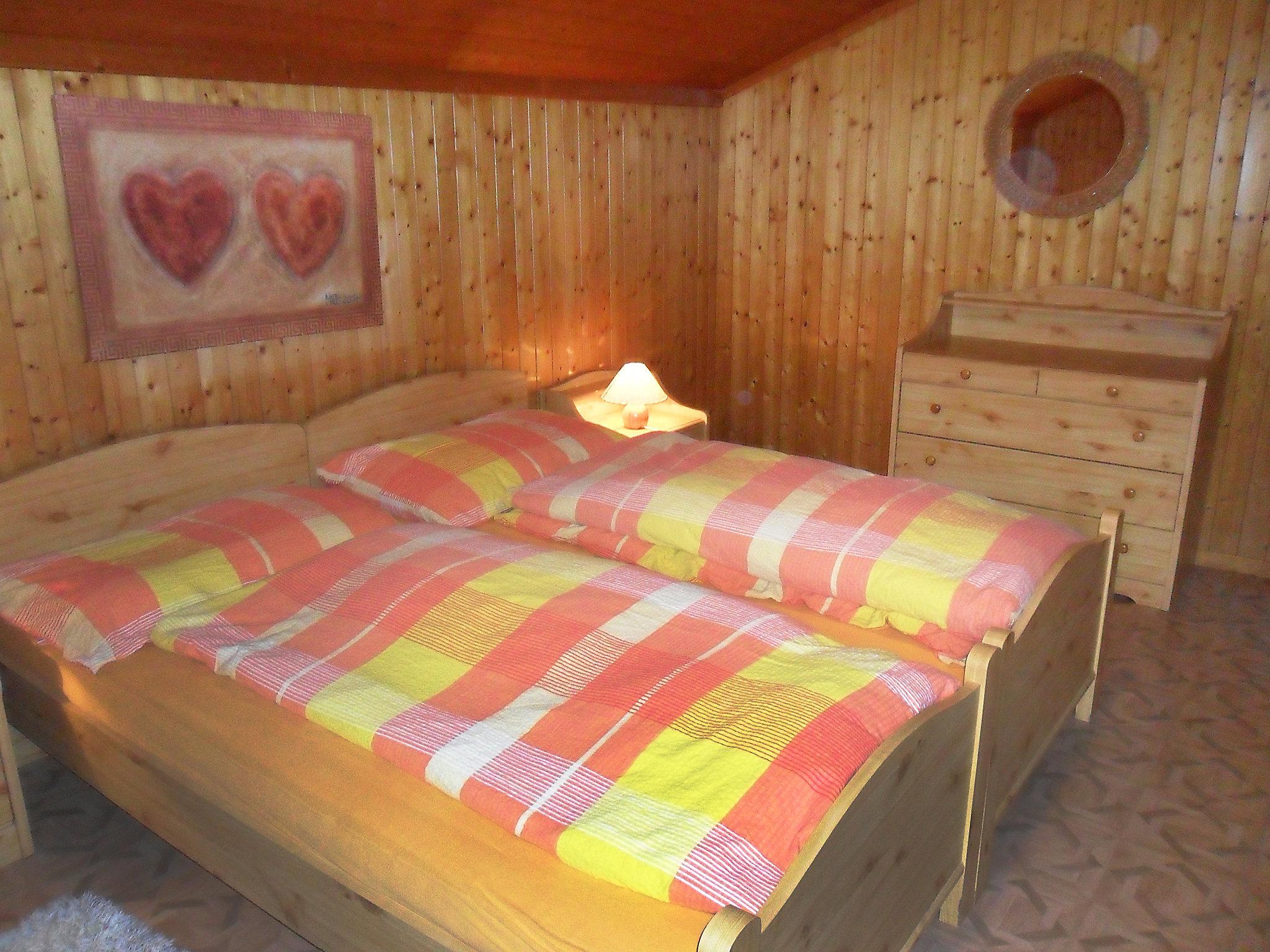 Foto 6 - Apartment mit 1 Schlafzimmer in Grindelwald mit blick auf die berge