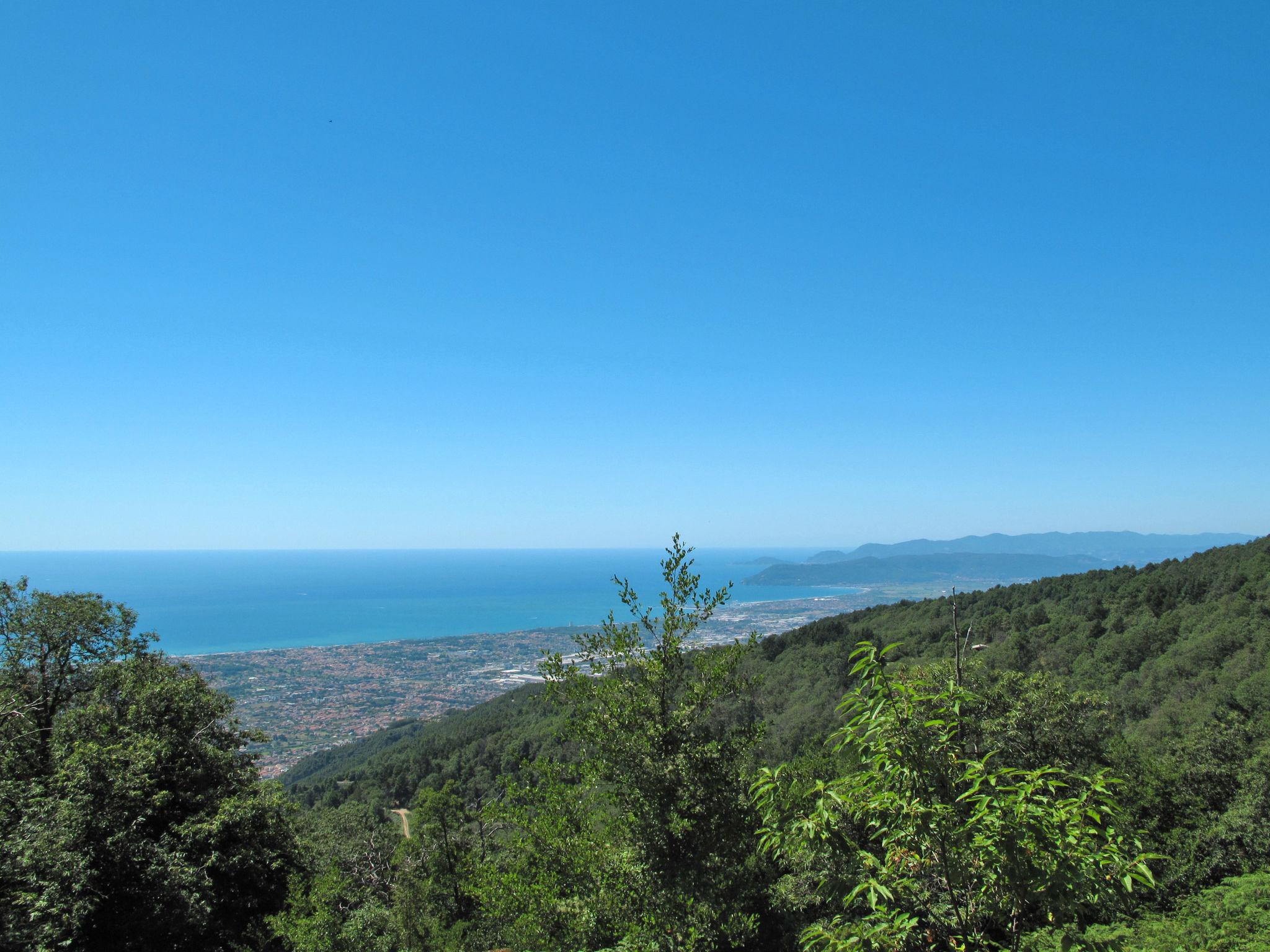 Foto 5 - Casa de 1 quarto em Montignoso com jardim e vistas do mar