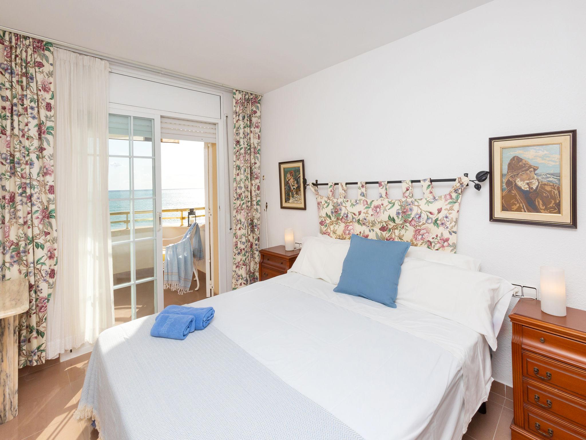 Photo 9 - 4 bedroom Apartment in Calafell with terrace and sea view